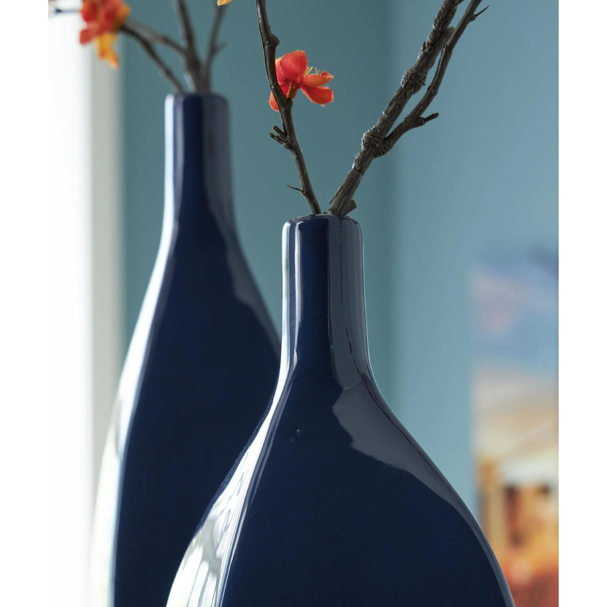 Abtinson Vase - Image 3