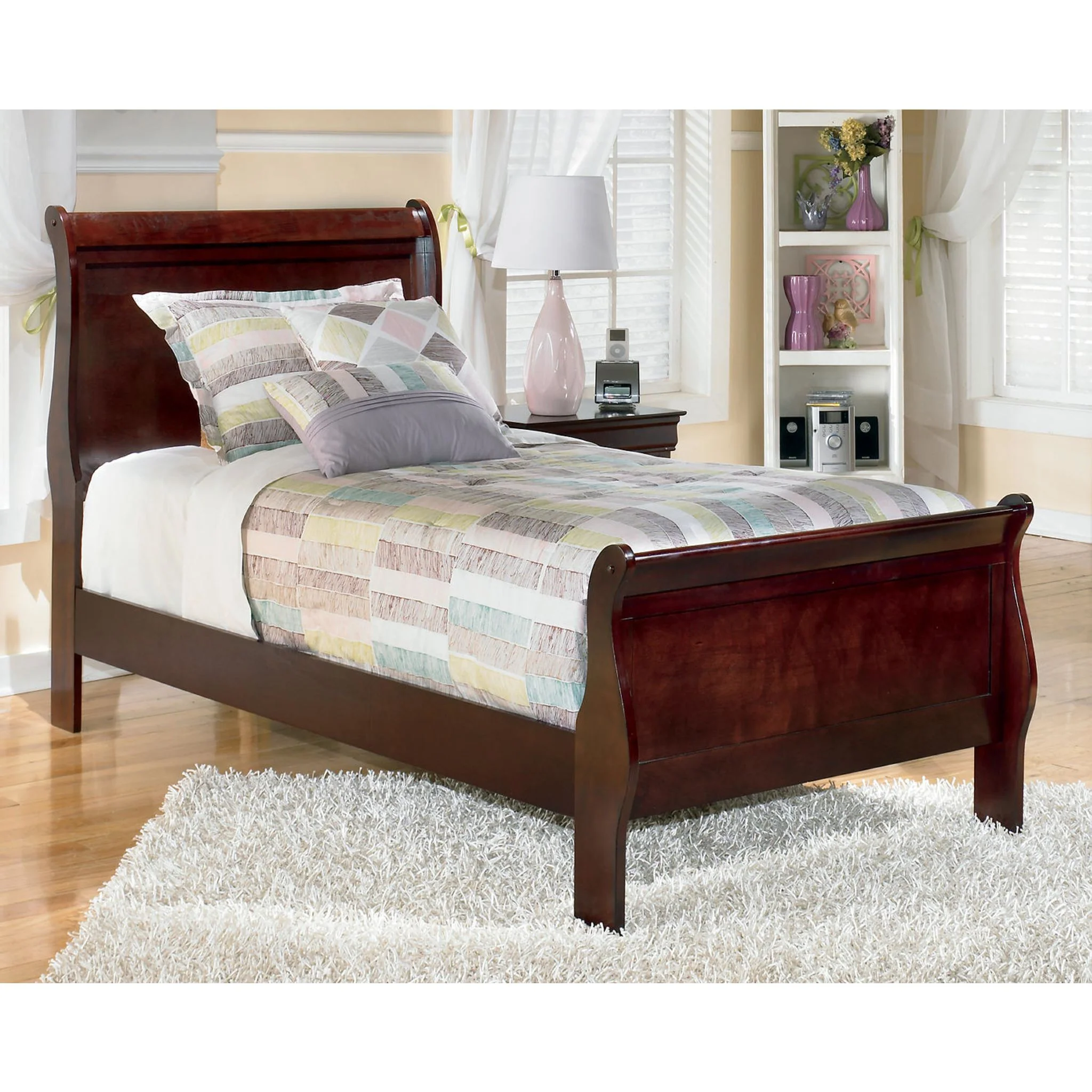 Alisdair Sleigh Bed - Dark Brown - Image 24