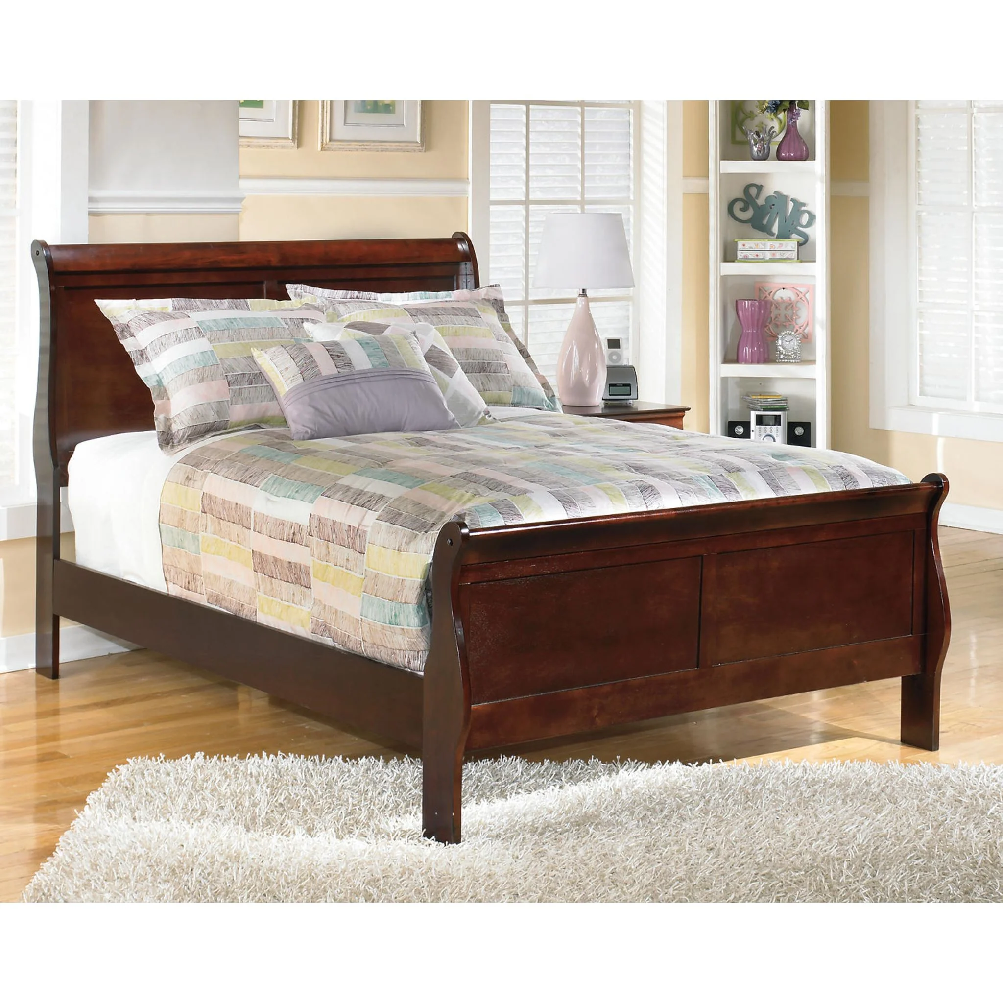 Alisdair Sleigh Bed - Dark Brown - Image 35