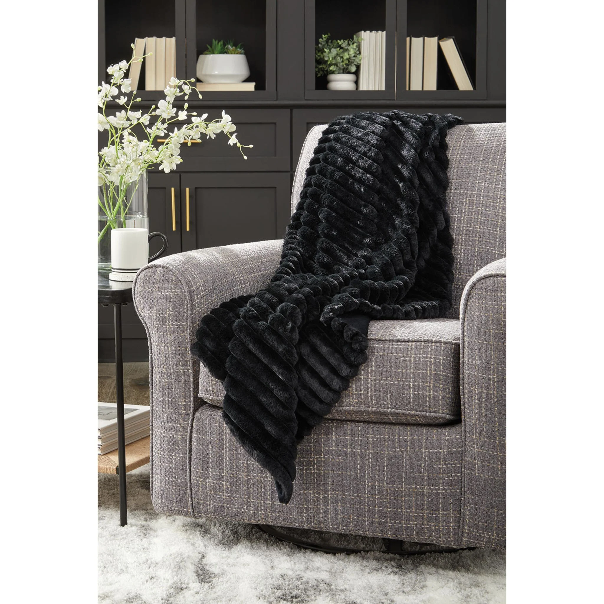 Alsonwell Throw - Image 16