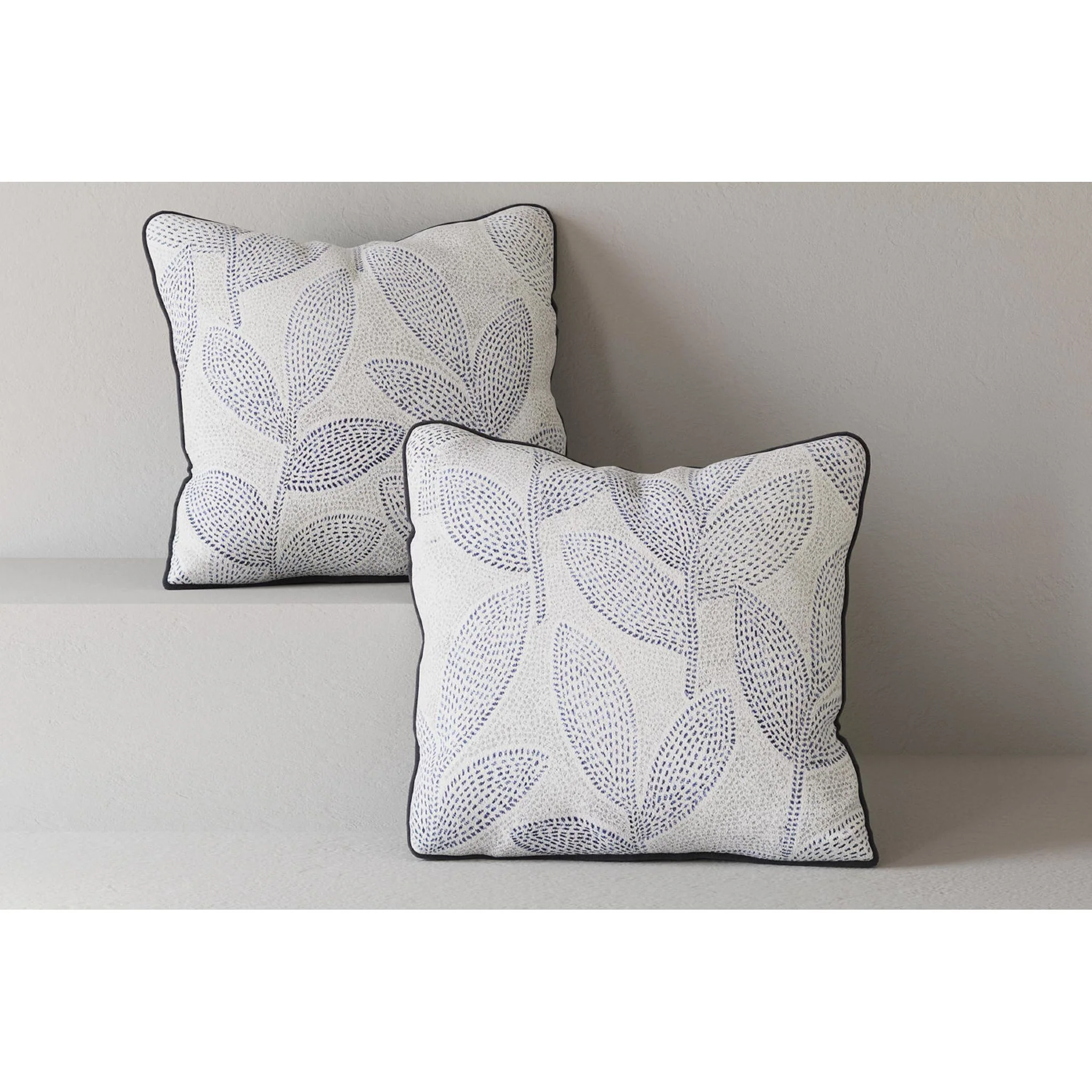 Altari Sofa - Image 15