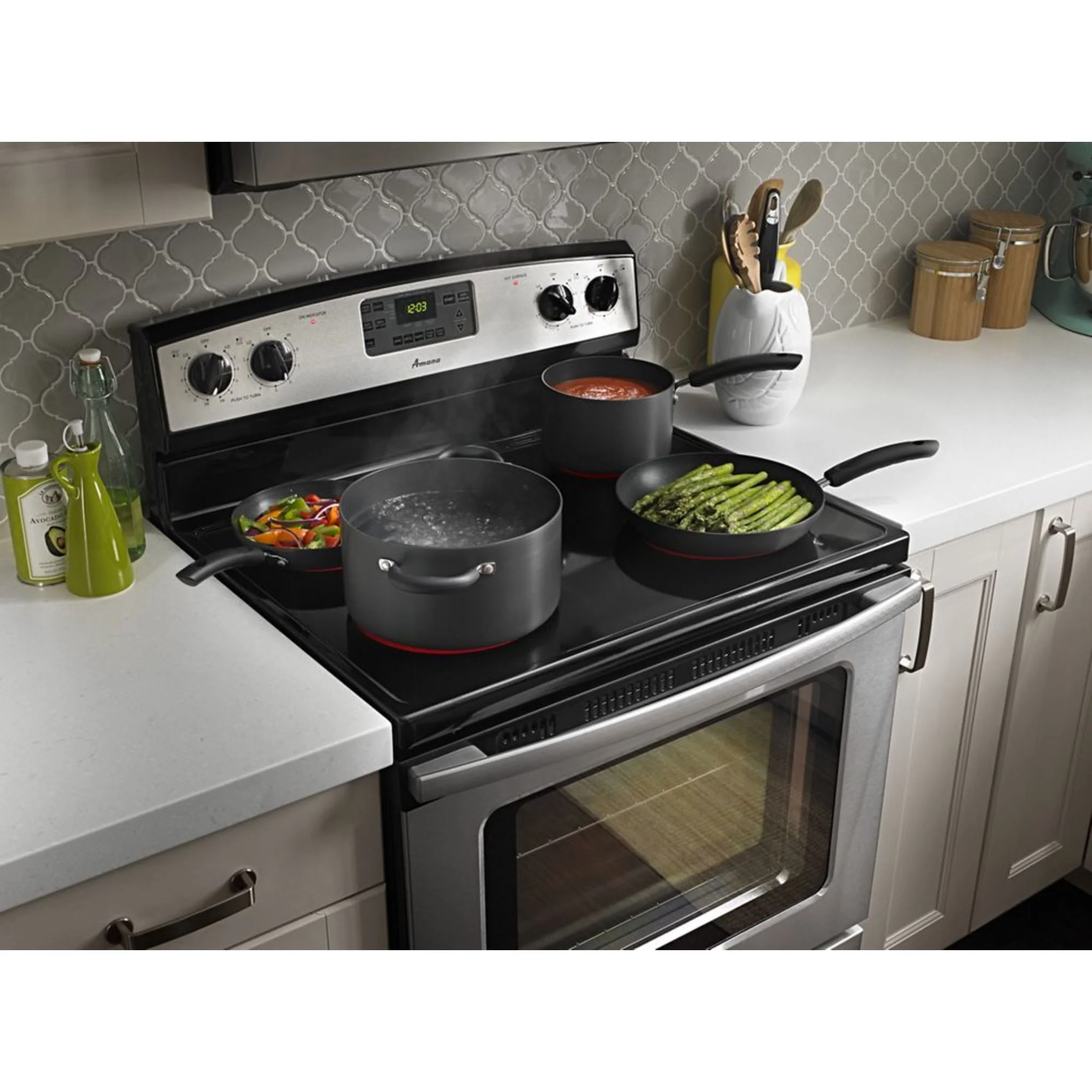Amana 30-inch Electric Range with Extra-Large Oven Window -White (YAER6303MFW) - Image 7