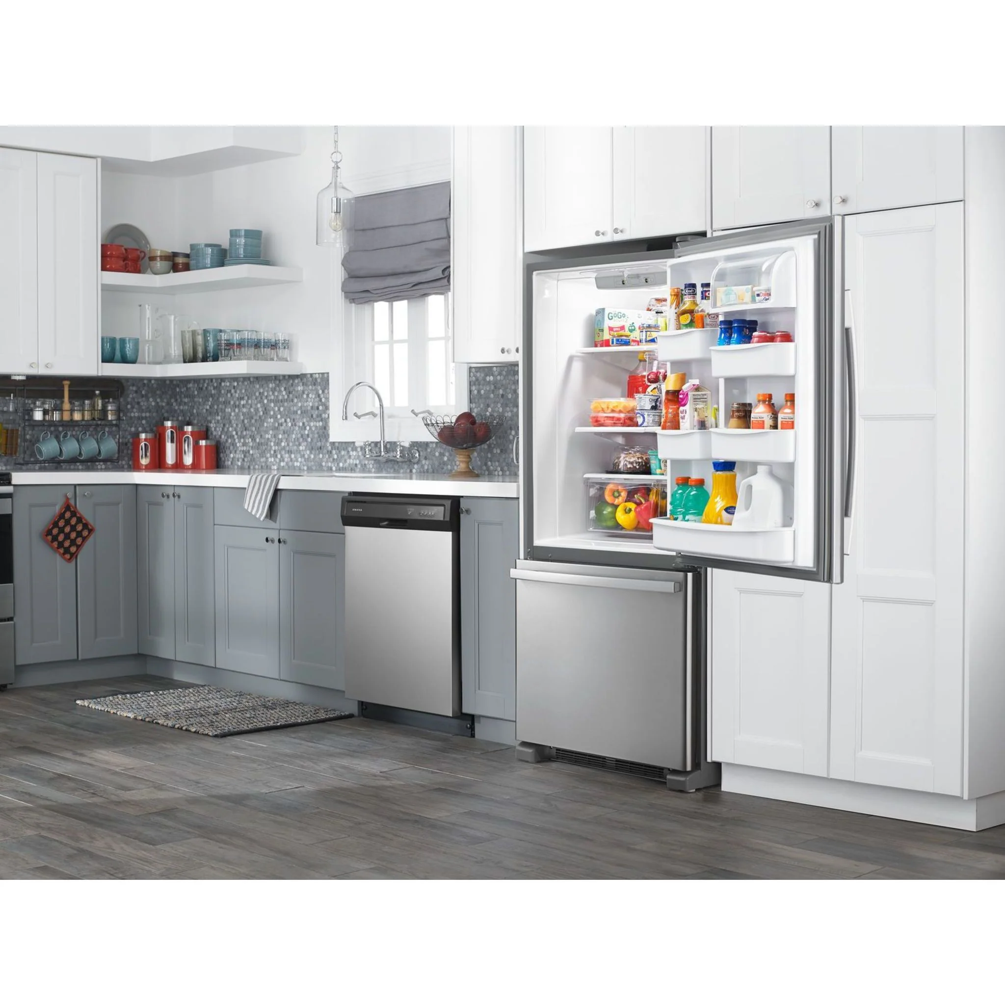 Amana 29-inch Wide Bottom-Freezer Refrigerator with EasyFreezerPull-Out Drawer -- 18 cu. ft. Capacity -Stainless Steel (ABB1924BRM) - Image 21