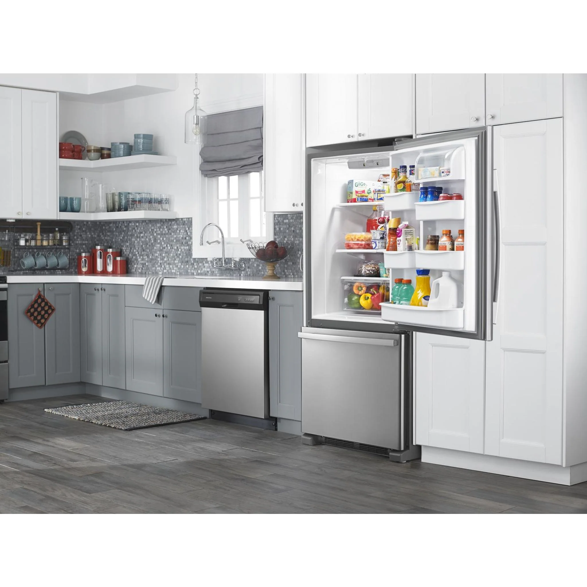 Amana 29-inch Wide Bottom-Freezer Refrigerator with EasyFreezerPull-Out Drawer -- 18 cu. ft. Capacity -Stainless Steel (ABB1924BRM) - Image 66