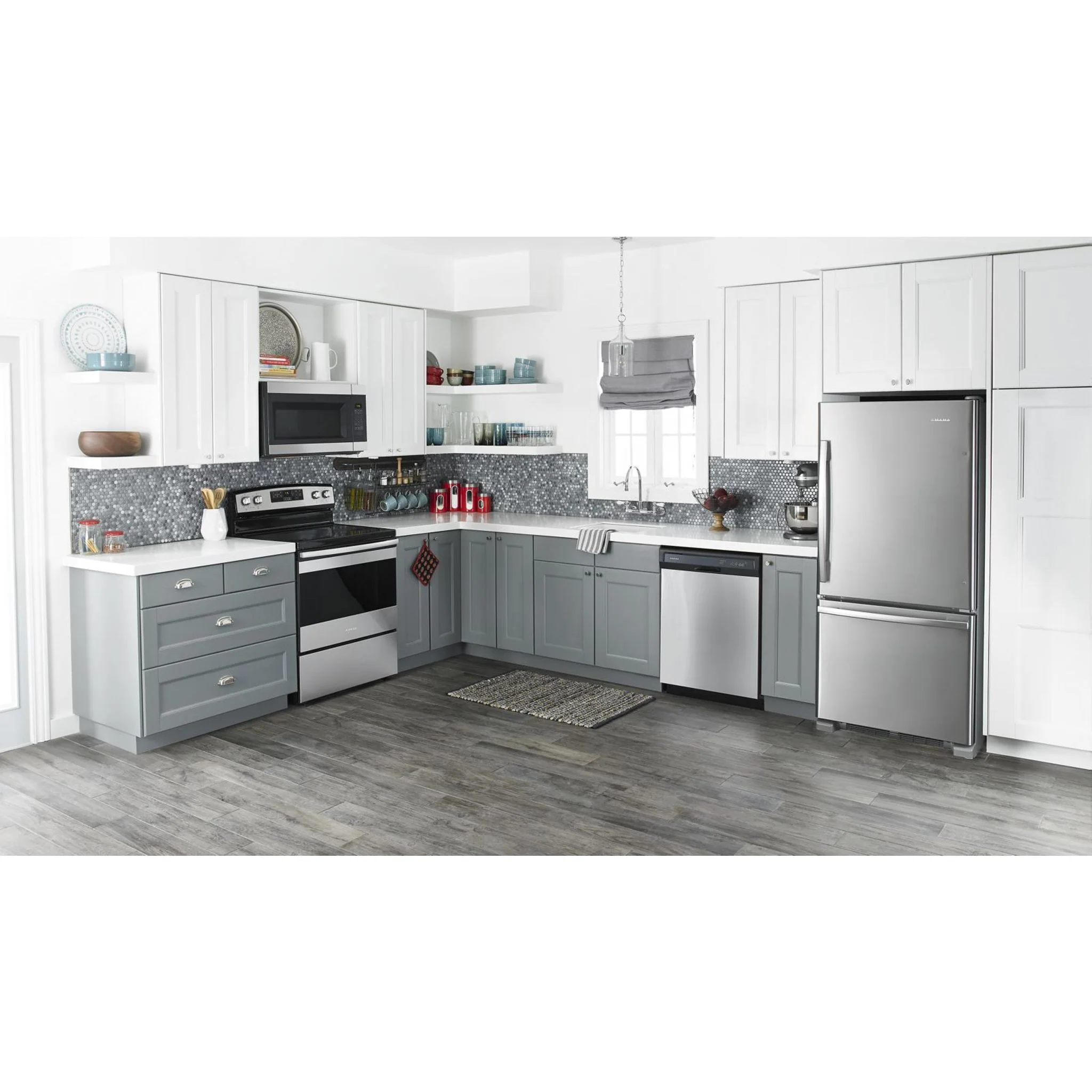 Amana 29-inch Wide Bottom-Freezer Refrigerator with EasyFreezerPull-Out Drawer -- 18 cu. ft. Capacity -Stainless Steel (ABB1924BRM) - Image 75