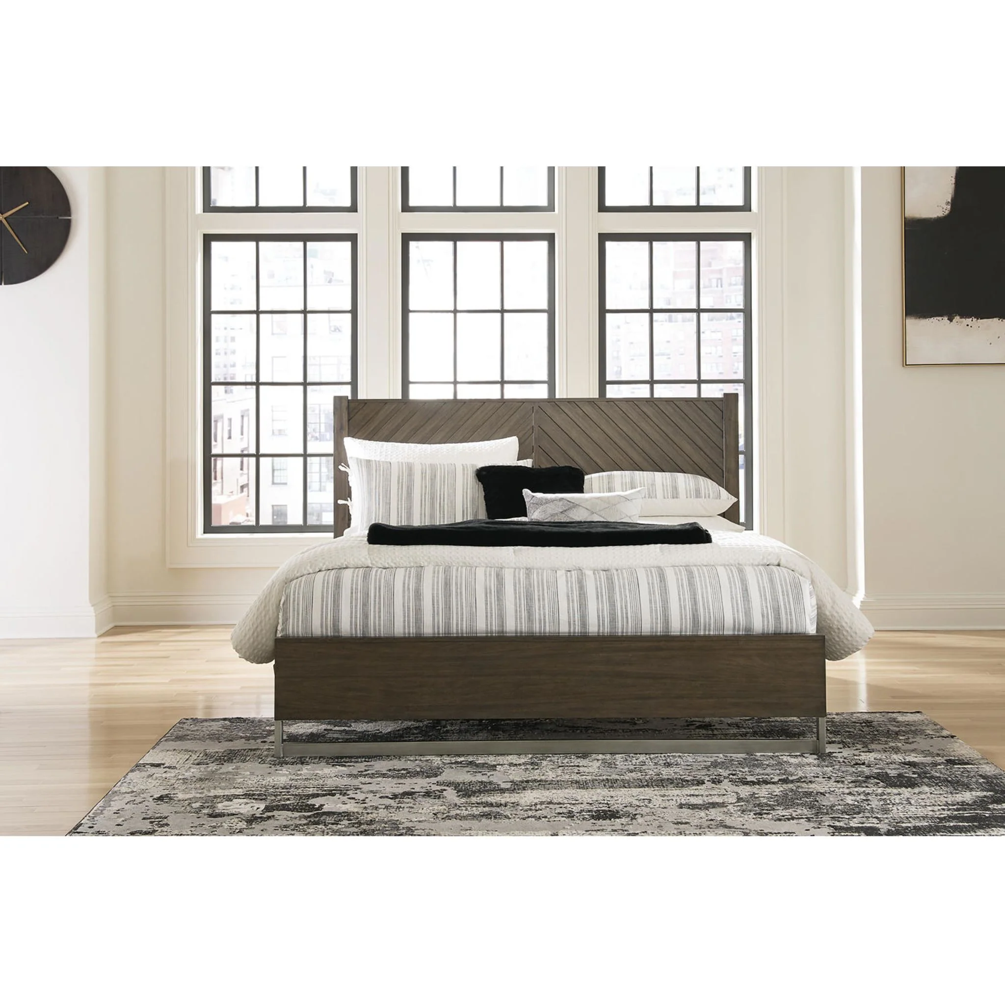 Arkenton King Panel Bed - Grayish Brown - Image 15