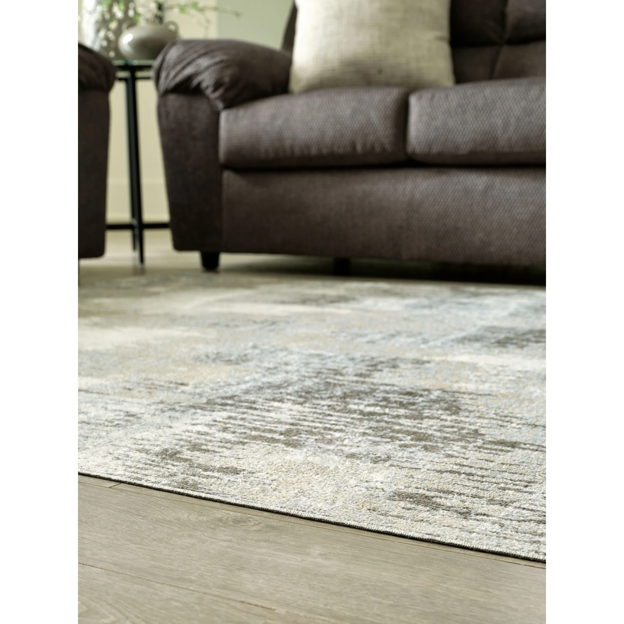 Arriston Area Rug - Image 3