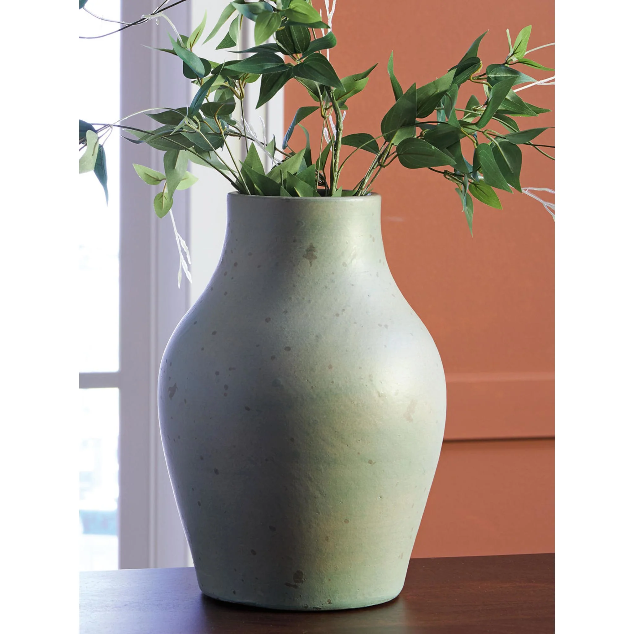 Baychester Vase - Image 3