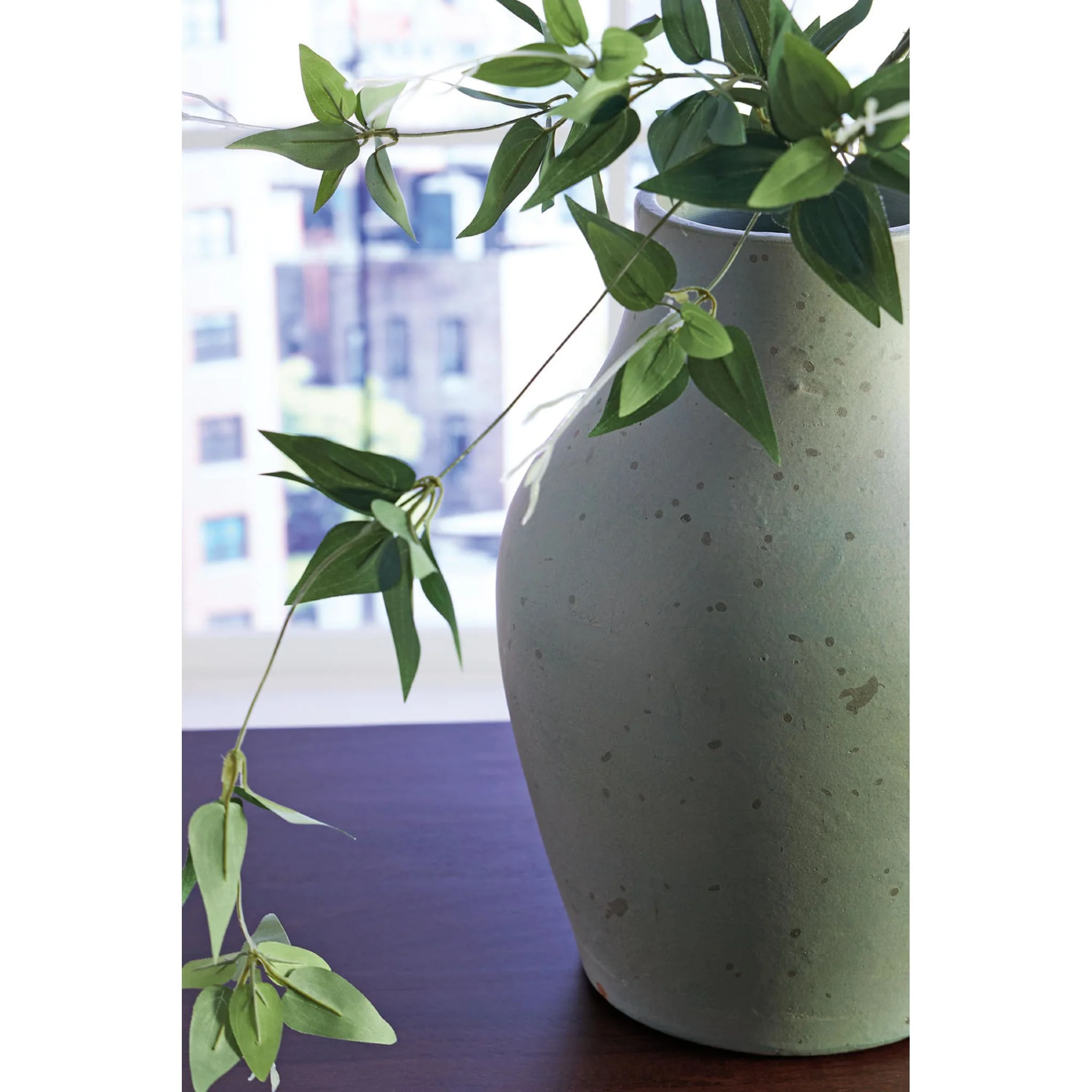 Baychester Vase - Image 4