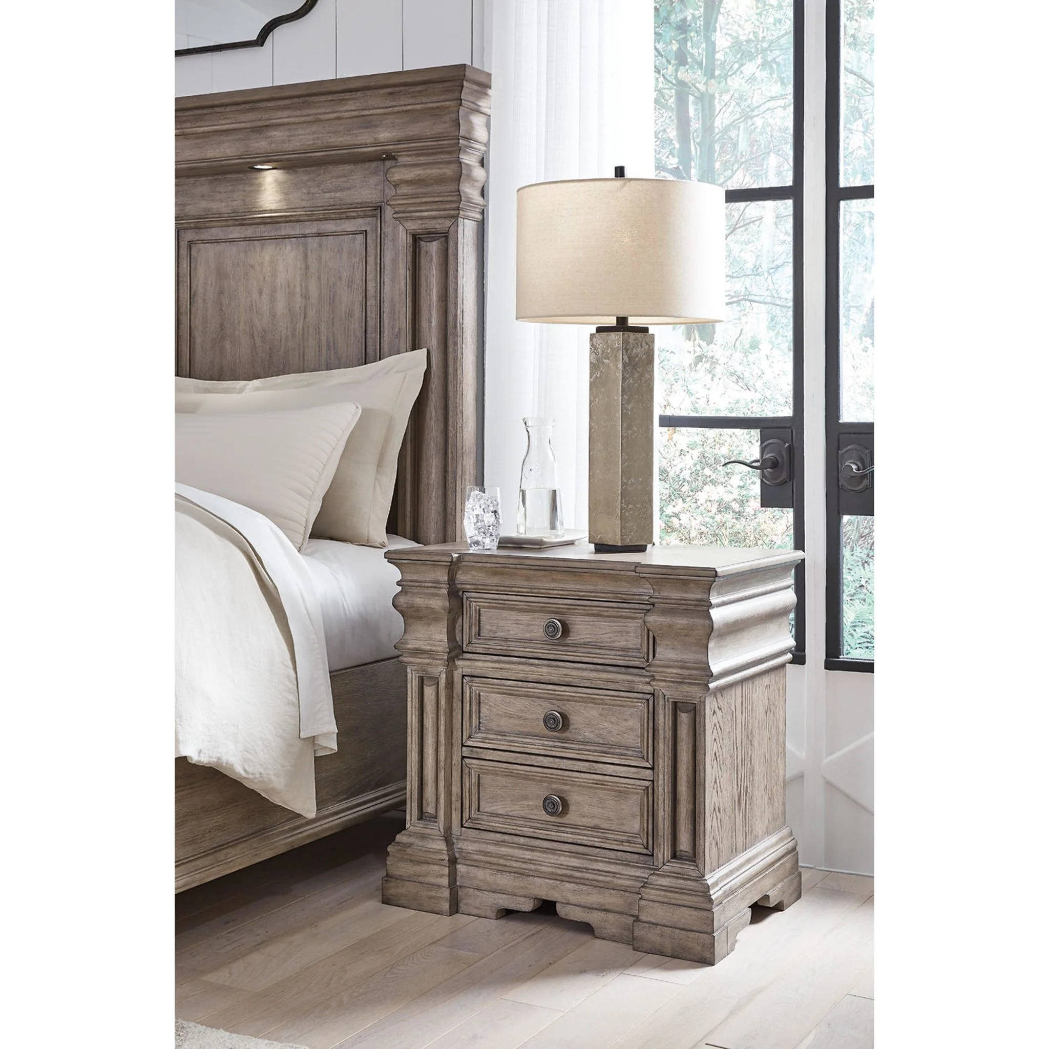 Blairhurst Nightstand - Light Grayish Brown - Image 2