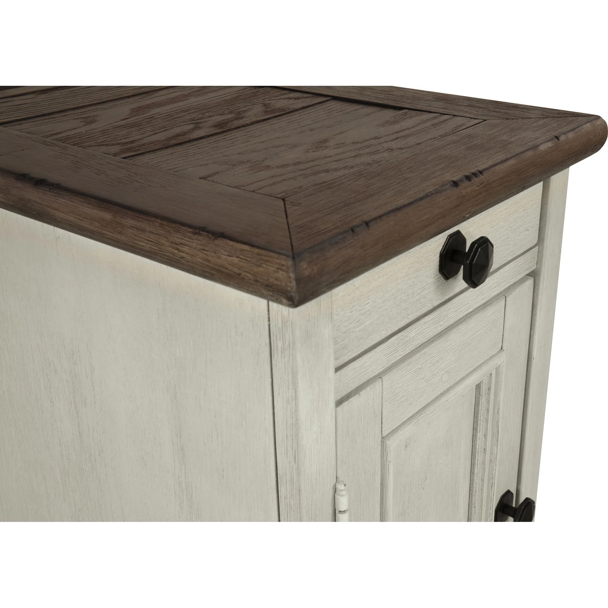 Bolanburg Chairside End Table - Two-tone - Image 28