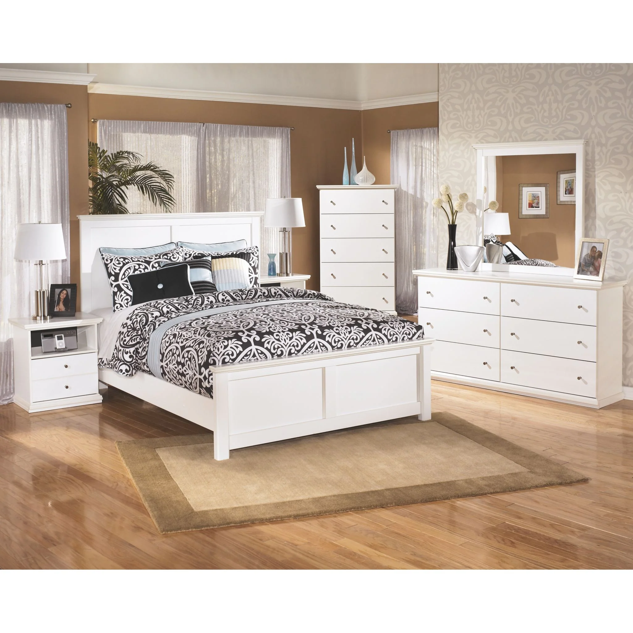 Bostwick Shoals Chest - White - Image 3