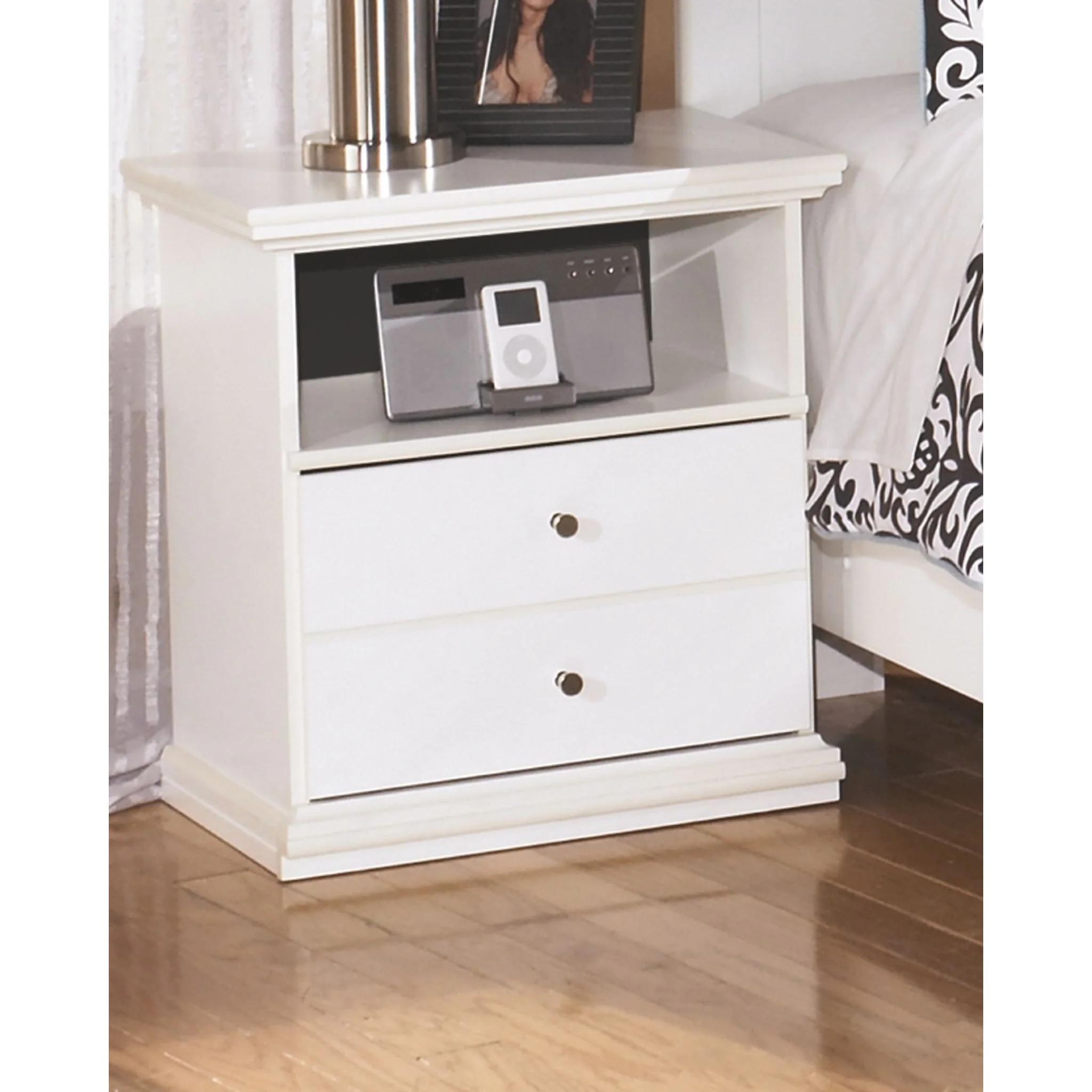 Bostwick Shoals One Drawer Nightstand - White - Image 2