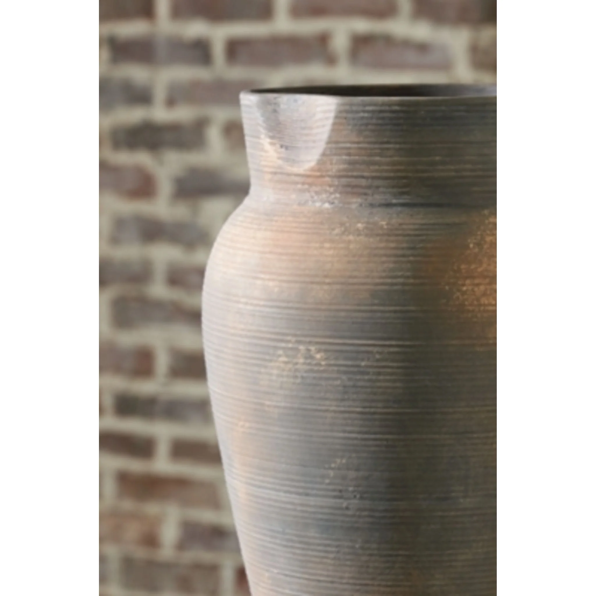 Brickmen Vase - Image 3