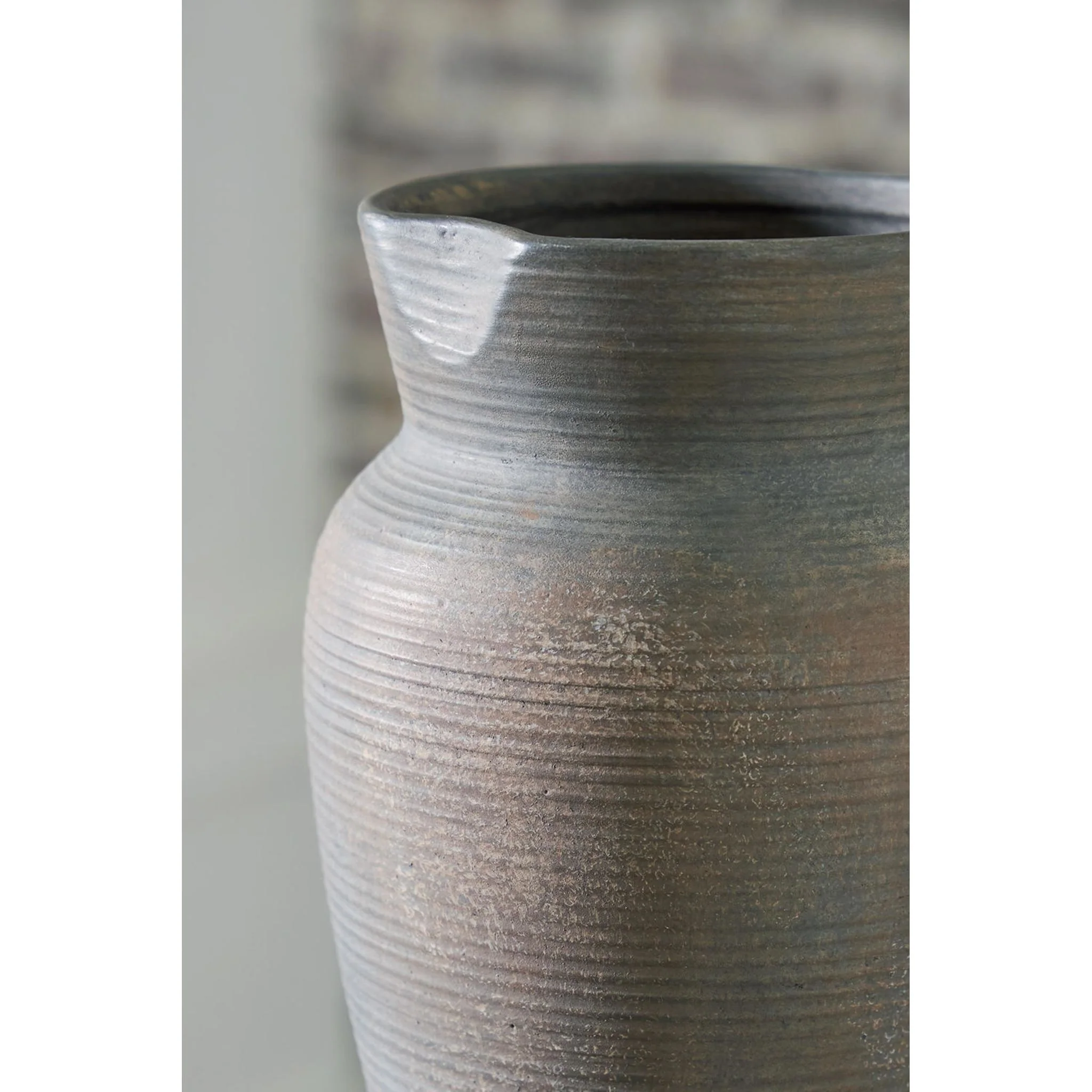 Brickmen Vase - Image 4