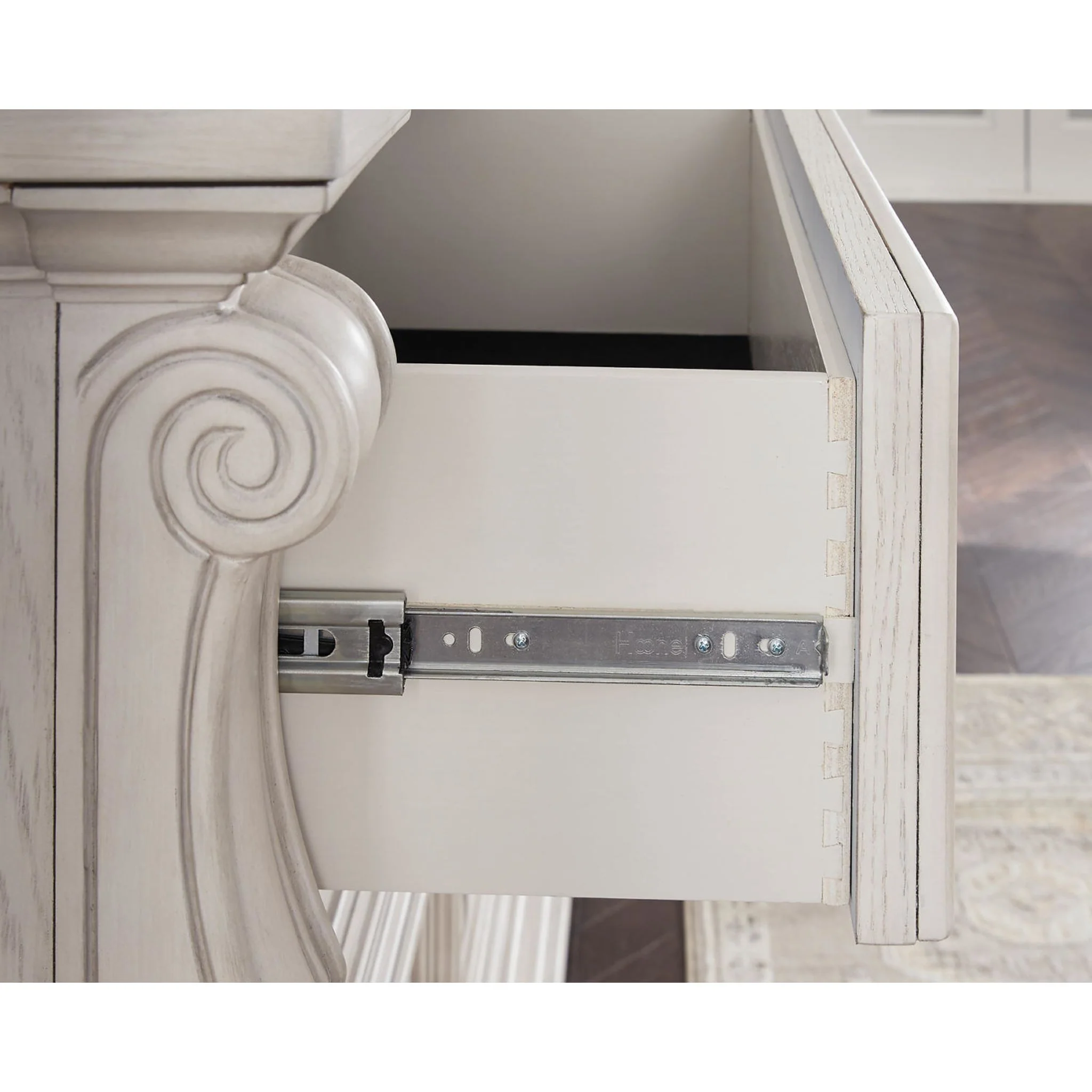 Bruchandi Dresser - Antique White - Image 4
