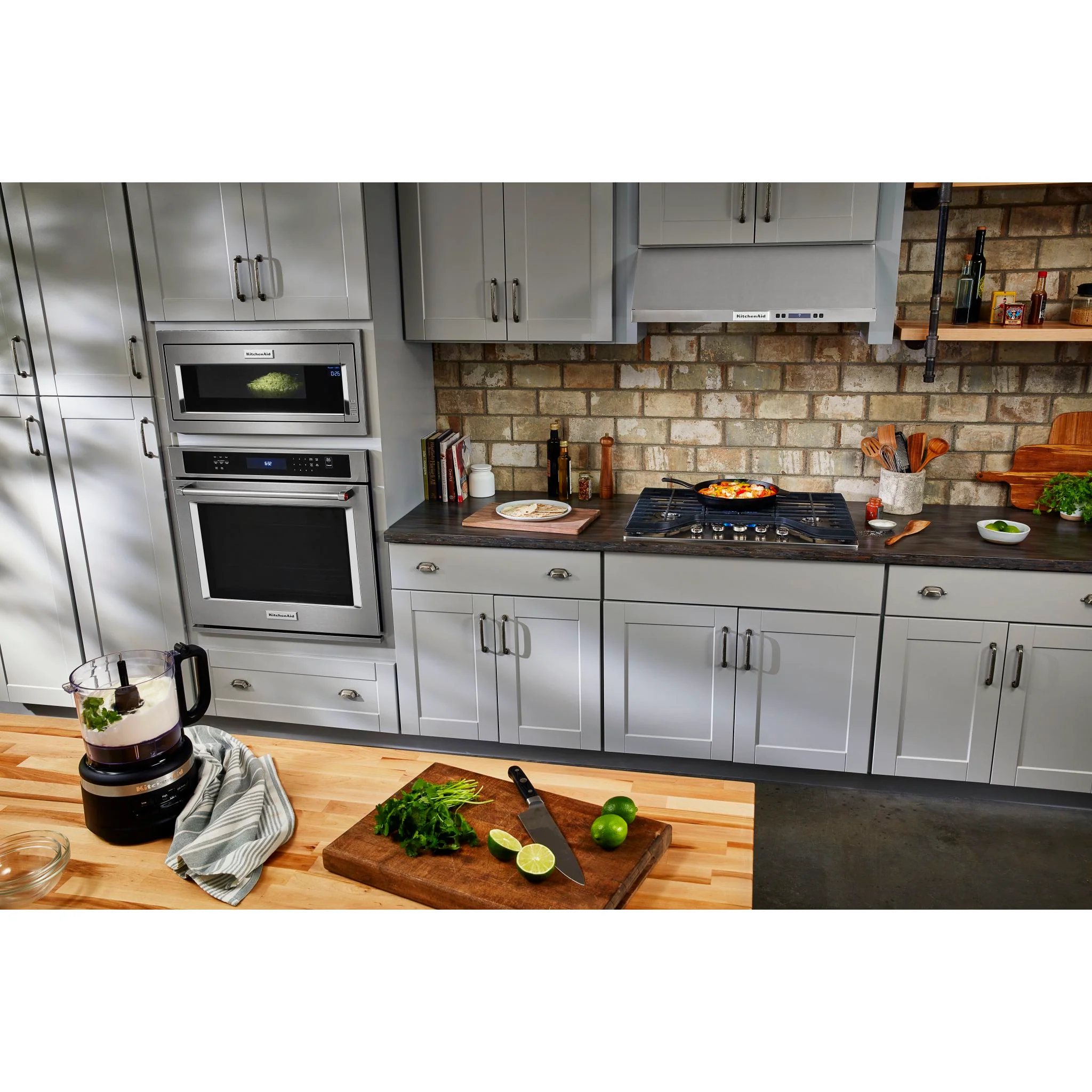 KitchenAid 900 Watt Built-In Low Profile Microwave with Slim Trim Kit -Stainless Steel (YKMBT5011KS) - Image 8