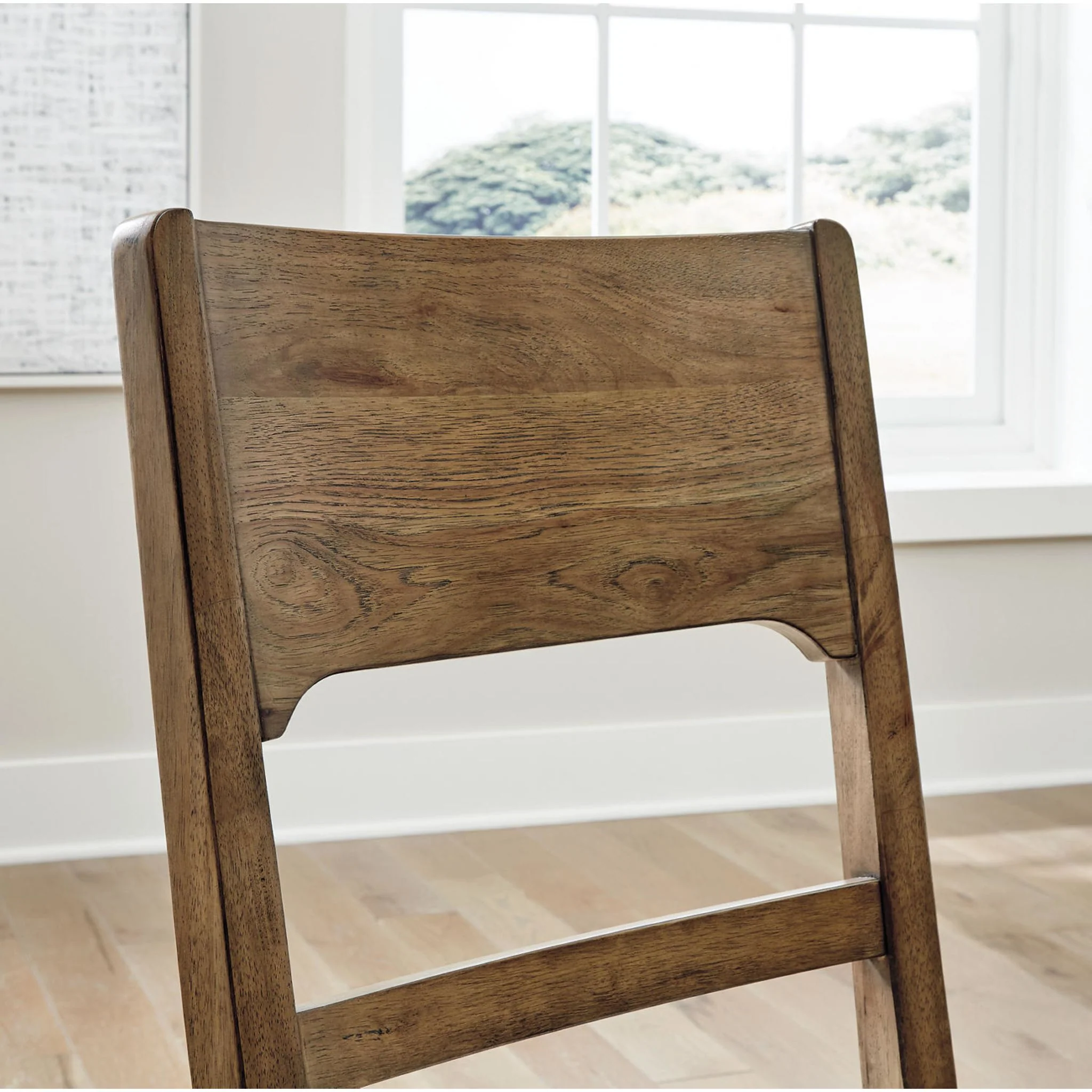 Cabalynn Dining Set - Image 3