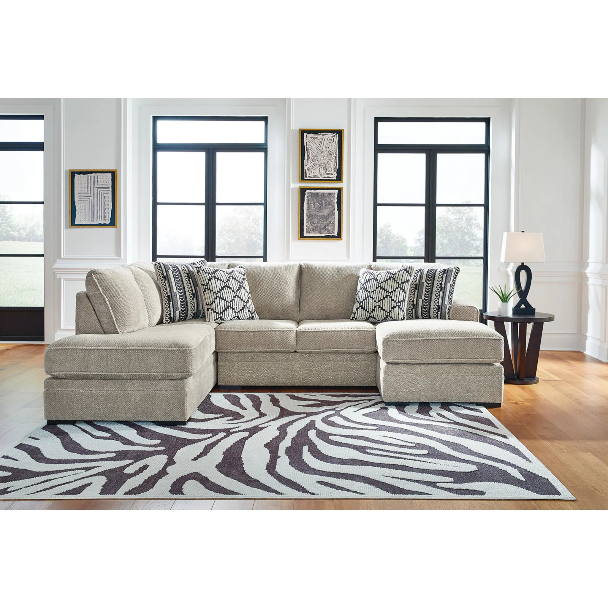 Calnita 2 Piece Sectional with Chaise - Image 8