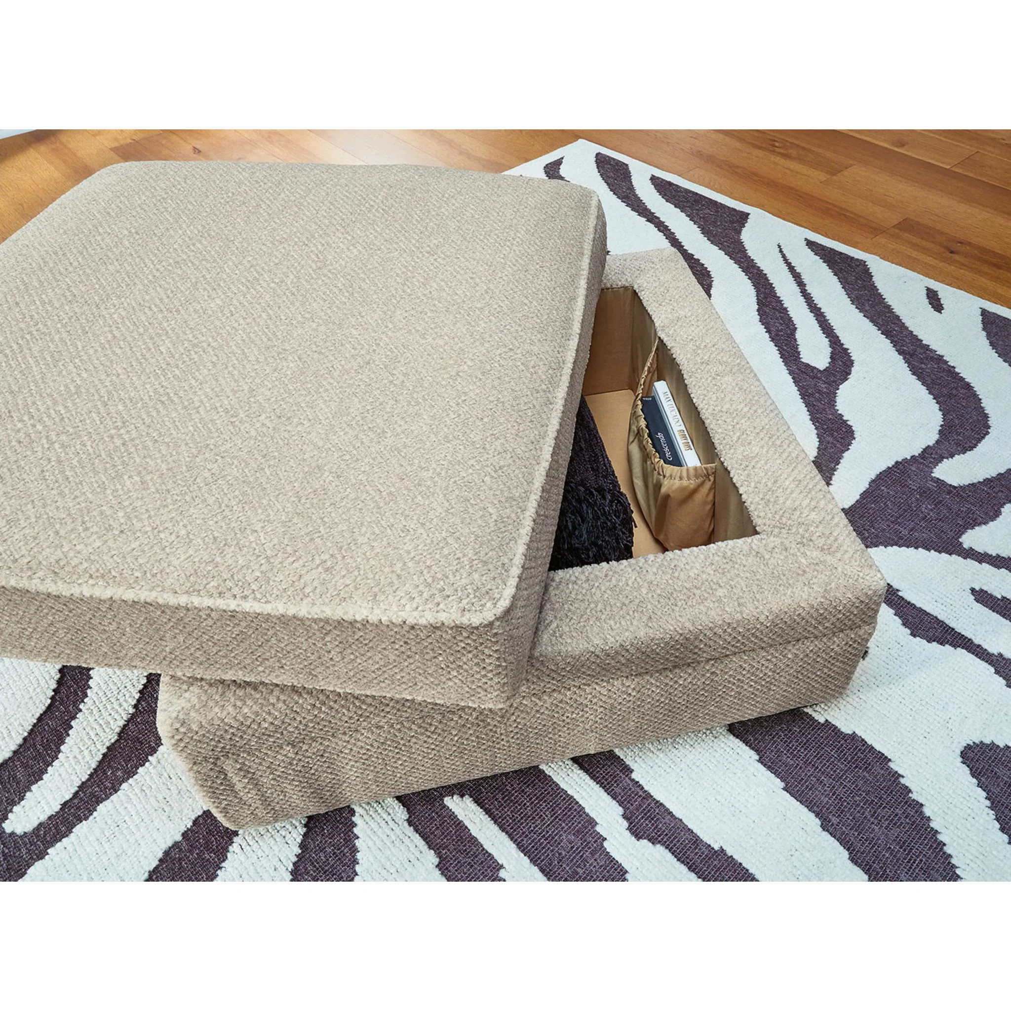 Calnita Storage Ottoman - Sisal - Image 8