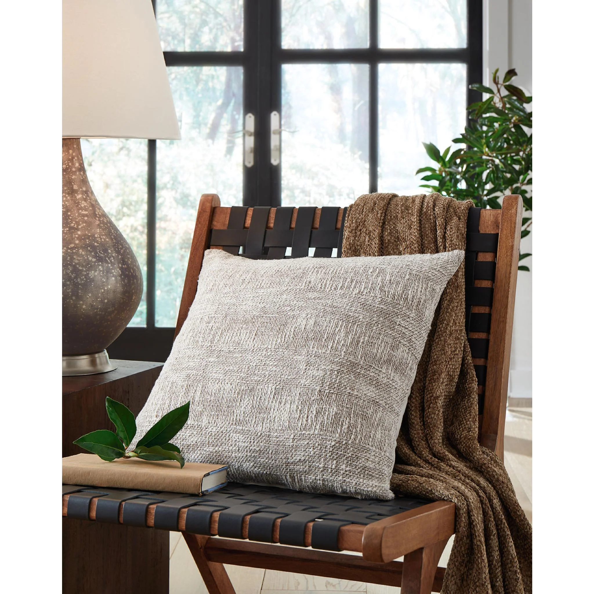 Carddon Accent Pillow - Image 7