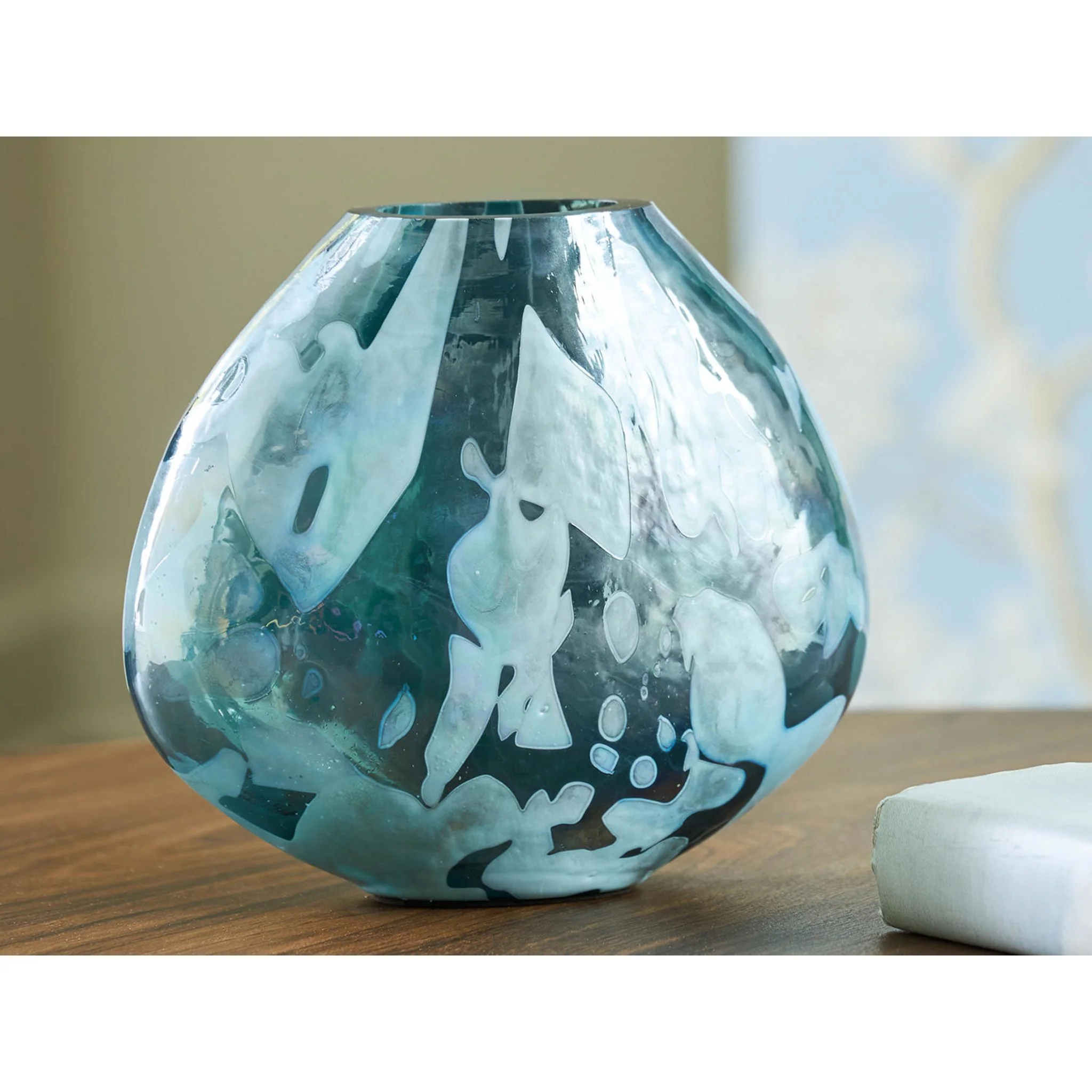 Cartshaw Vase - Image 3