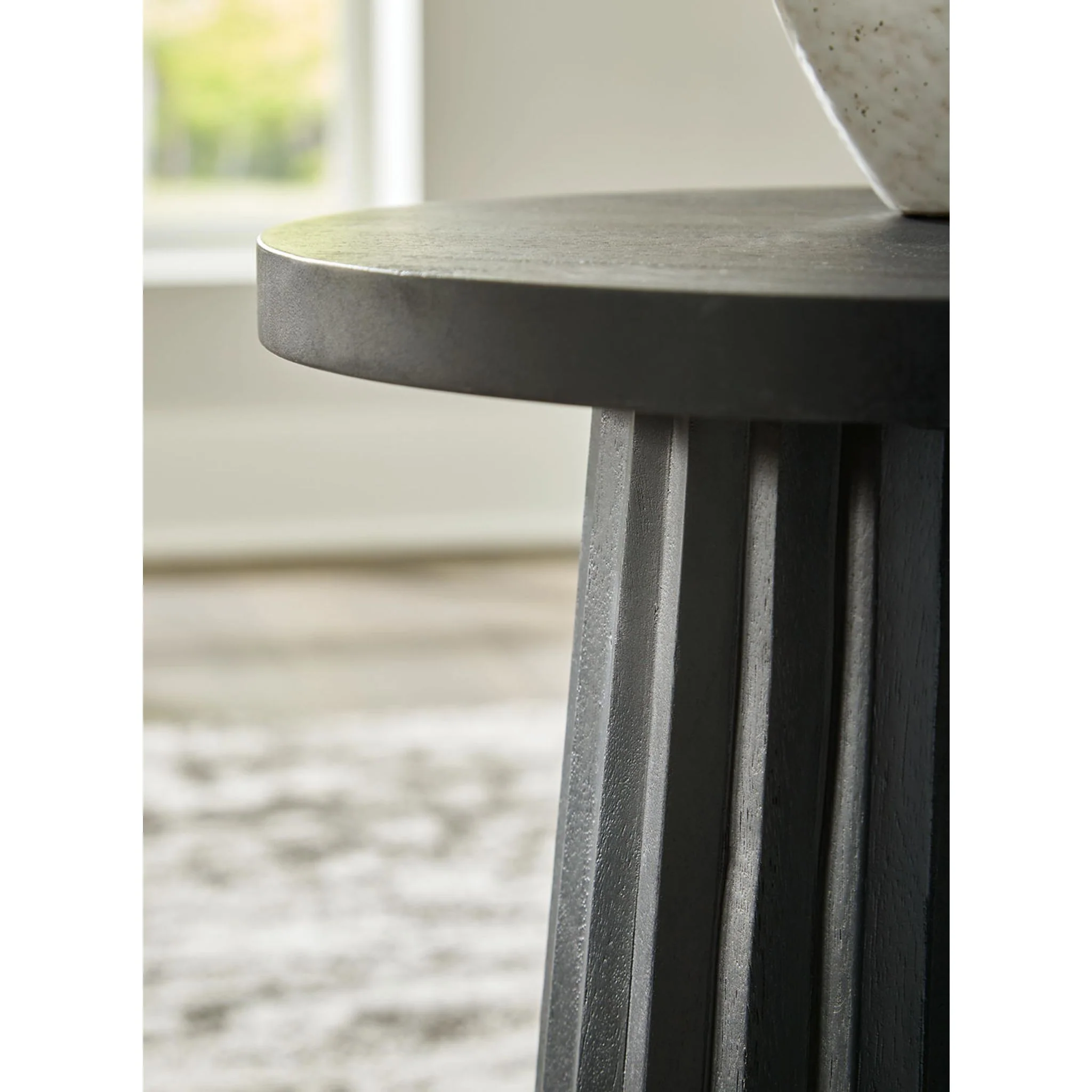 Ceilby Accent Table - Black - Image 3