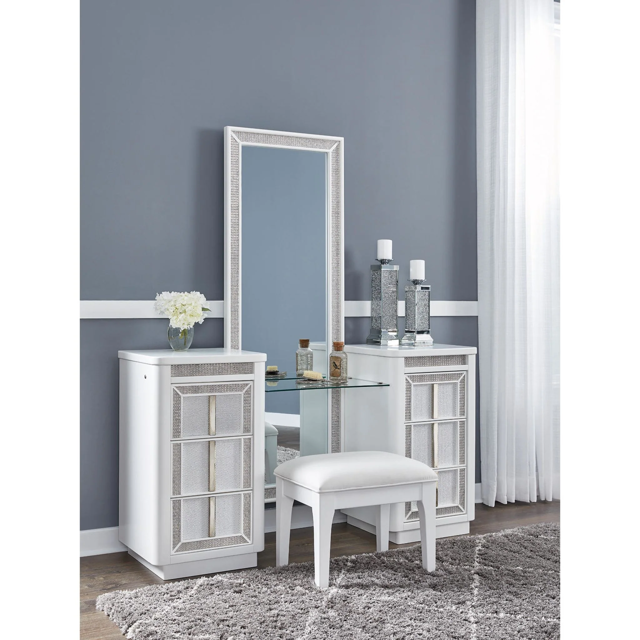 Chalanna Vanity and Mirror - White - Image 3