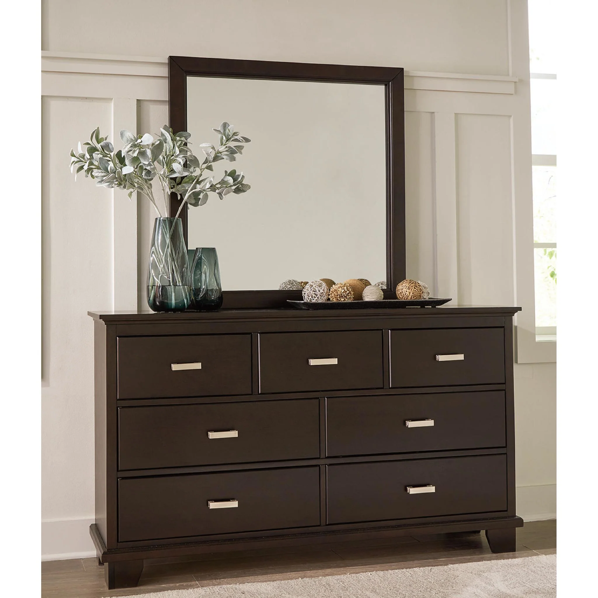 Covetown 6 Piece King Panel Bedroom - Dark Brown - Image 26