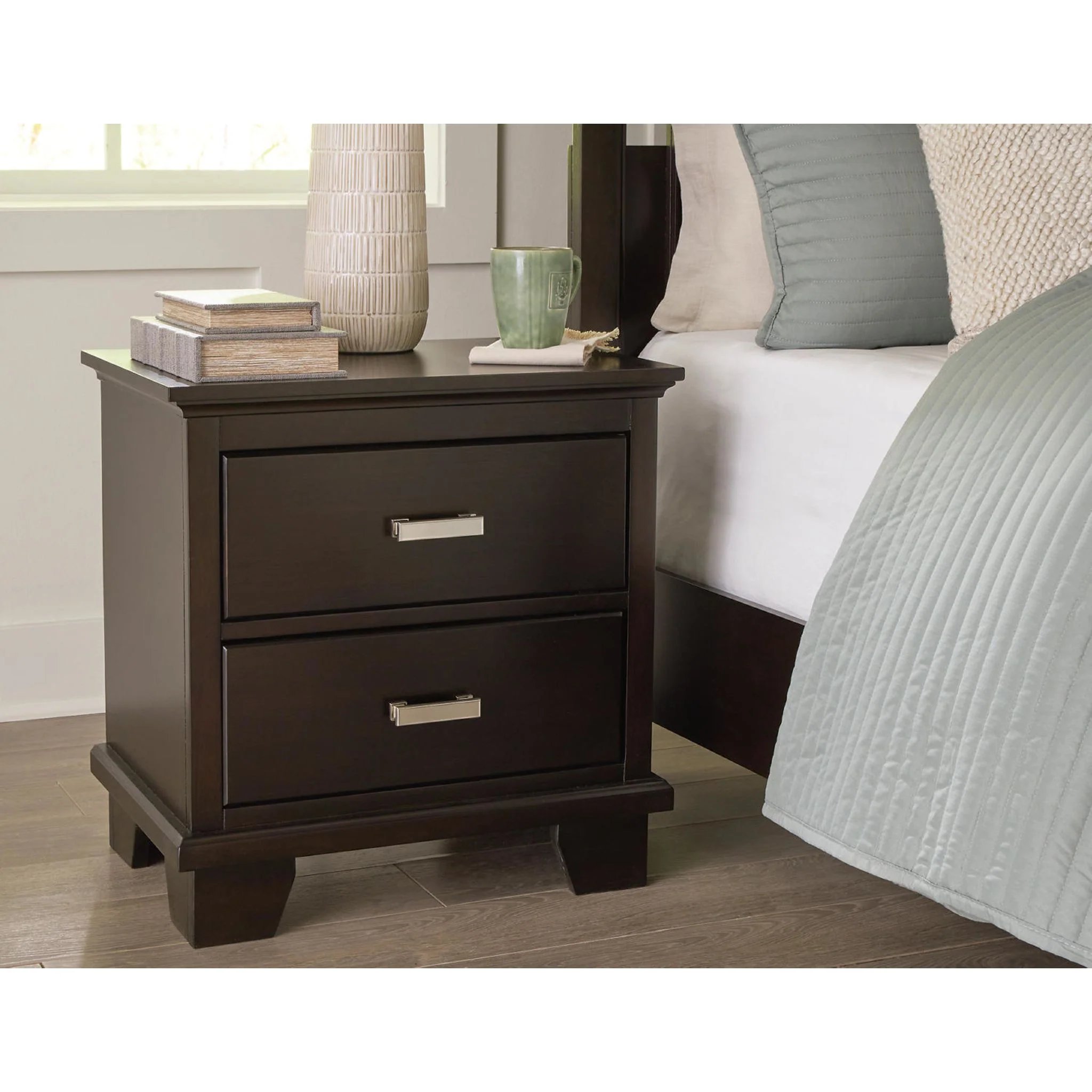 Covetown 6 Piece Queen Panel Bedroom - Dark Brown - Image 28