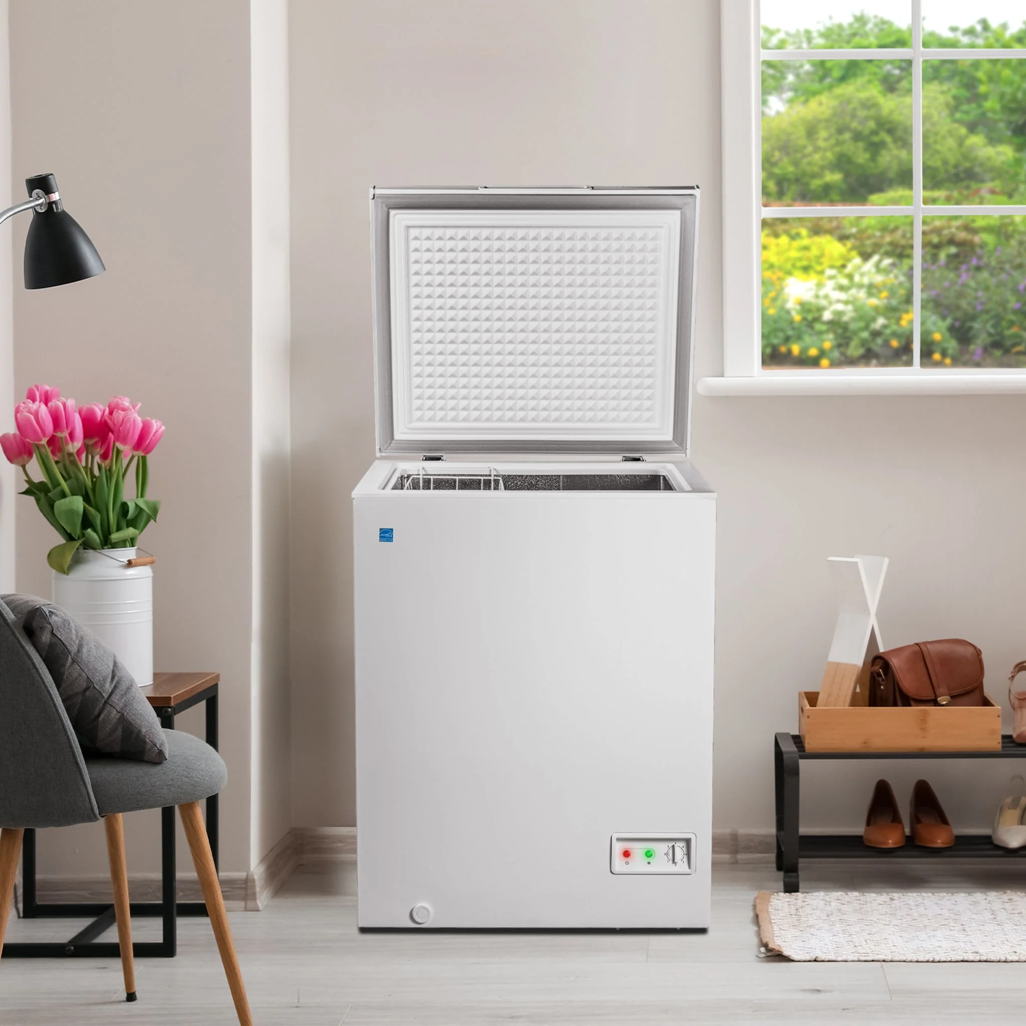 Danby 5.0 cu. ft. Square Model Chest Freezer  -White (DCF050A5WDB) - Image 26