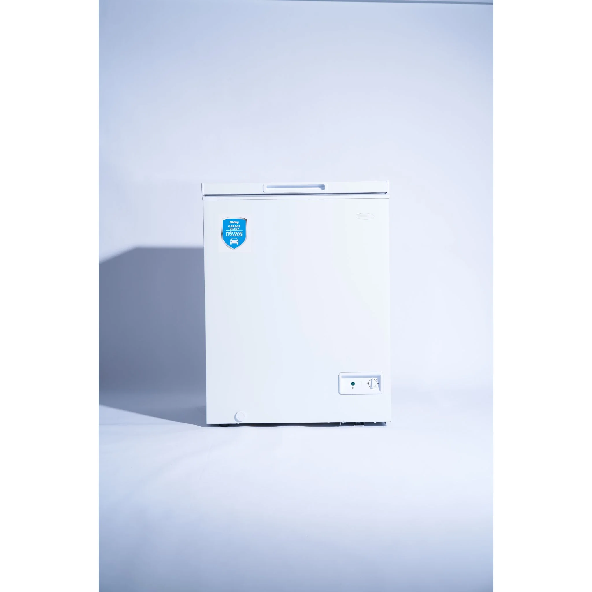 Danby 5.0 cu. ft. Square Model Chest Freezer DOE -White (DCF050A6WM)