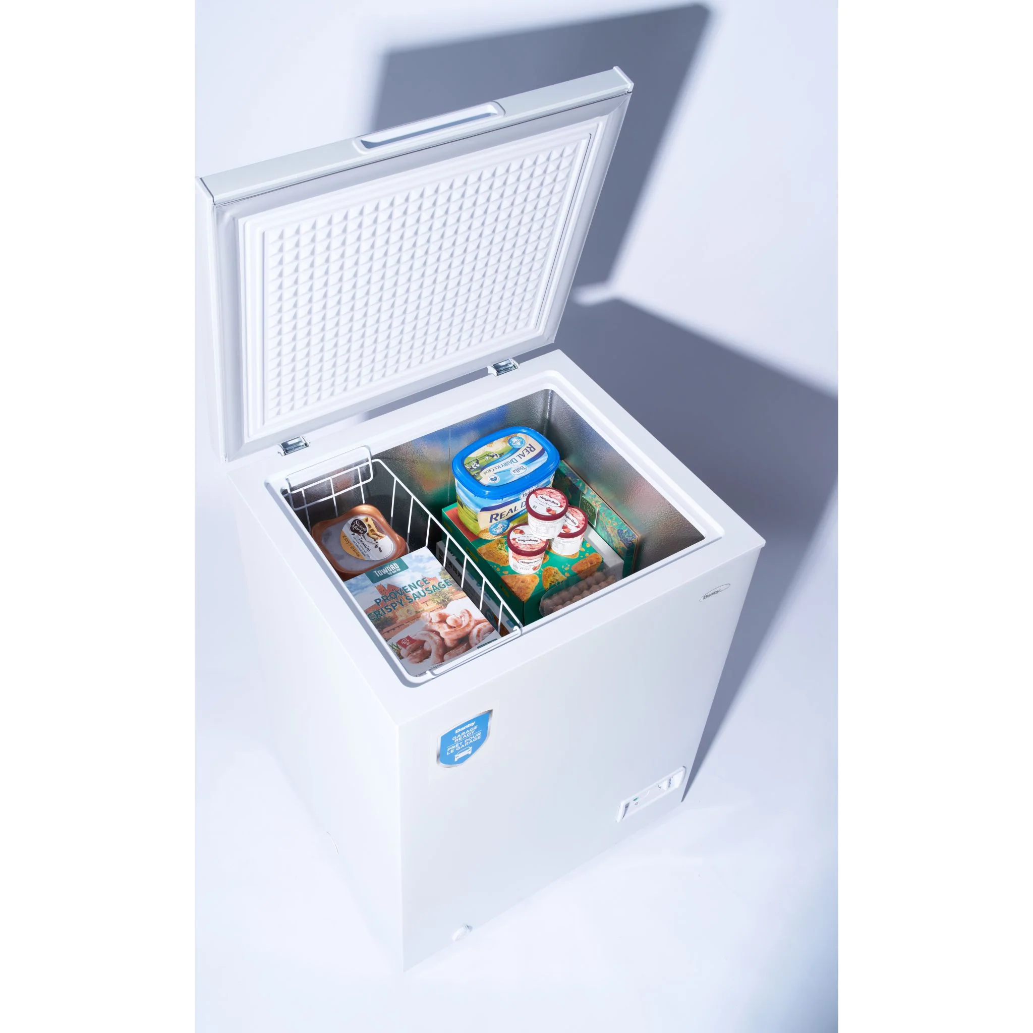 Danby 5.0 cu. ft. Square Model Chest Freezer DOE -White (DCF050A6WM) - Image 11