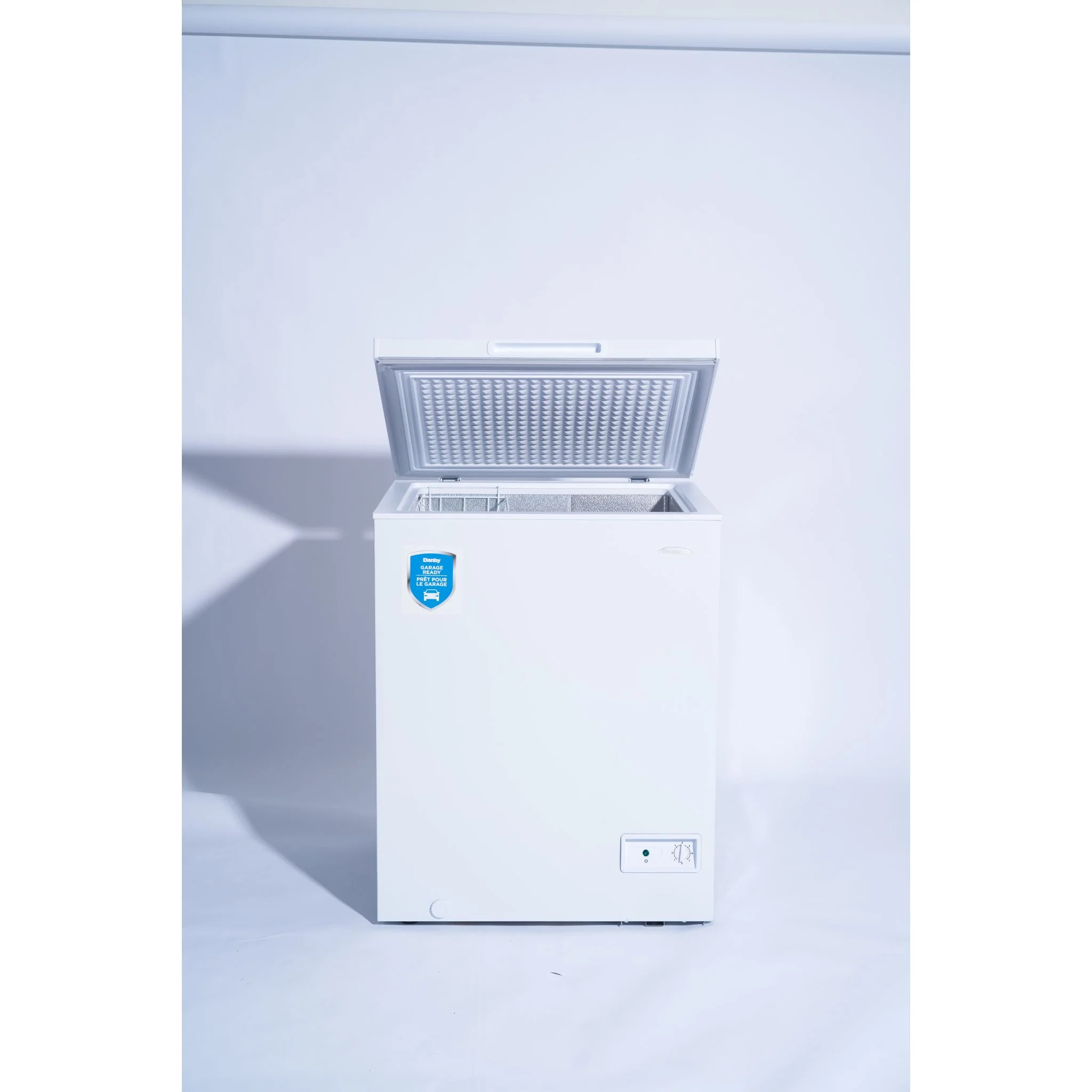 Danby 5.0 cu. ft. Square Model Chest Freezer DOE -White (DCF050A6WM) - Image 20