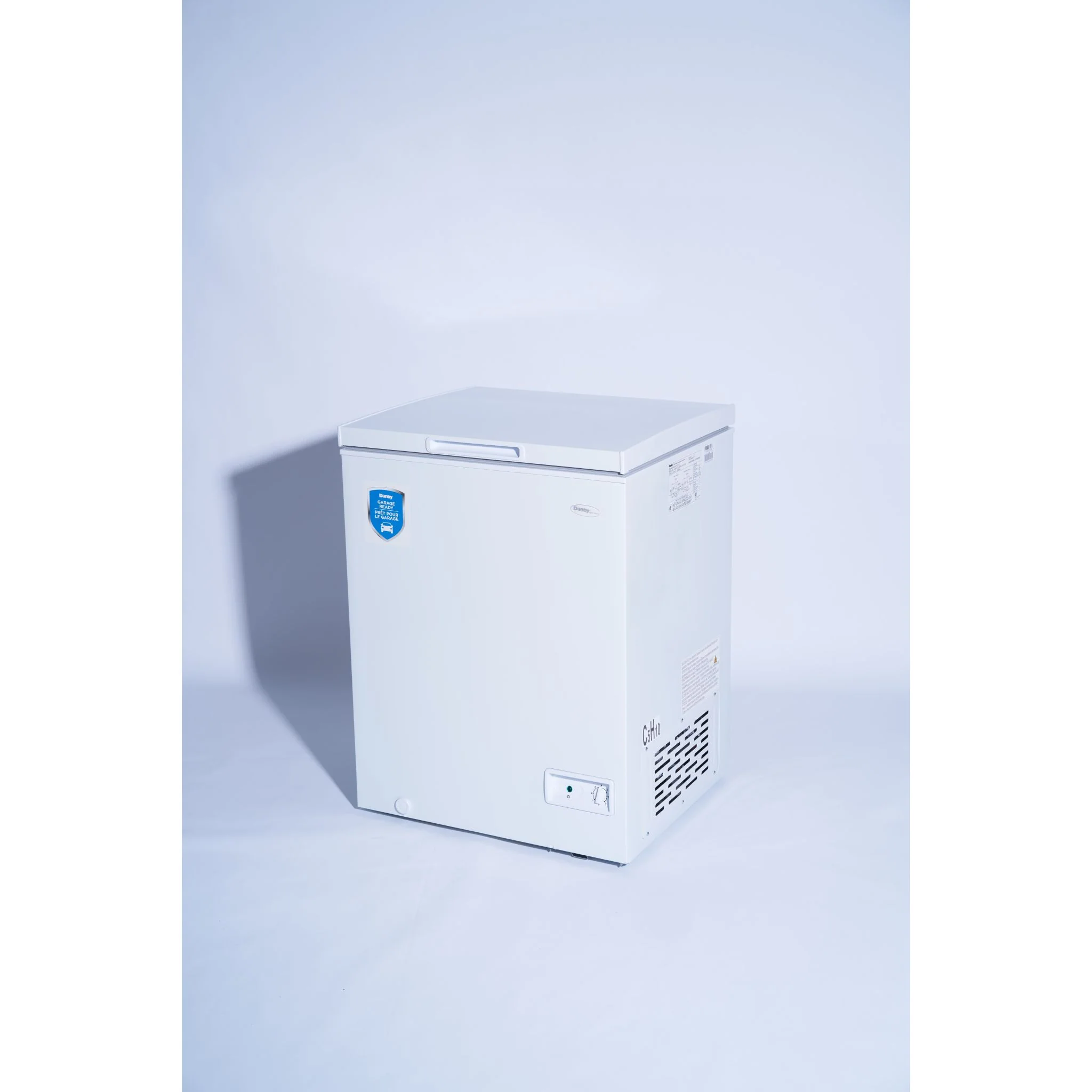 Danby 5.0 cu. ft. Square Model Chest Freezer DOE -White (DCF050A6WM) - Image 8