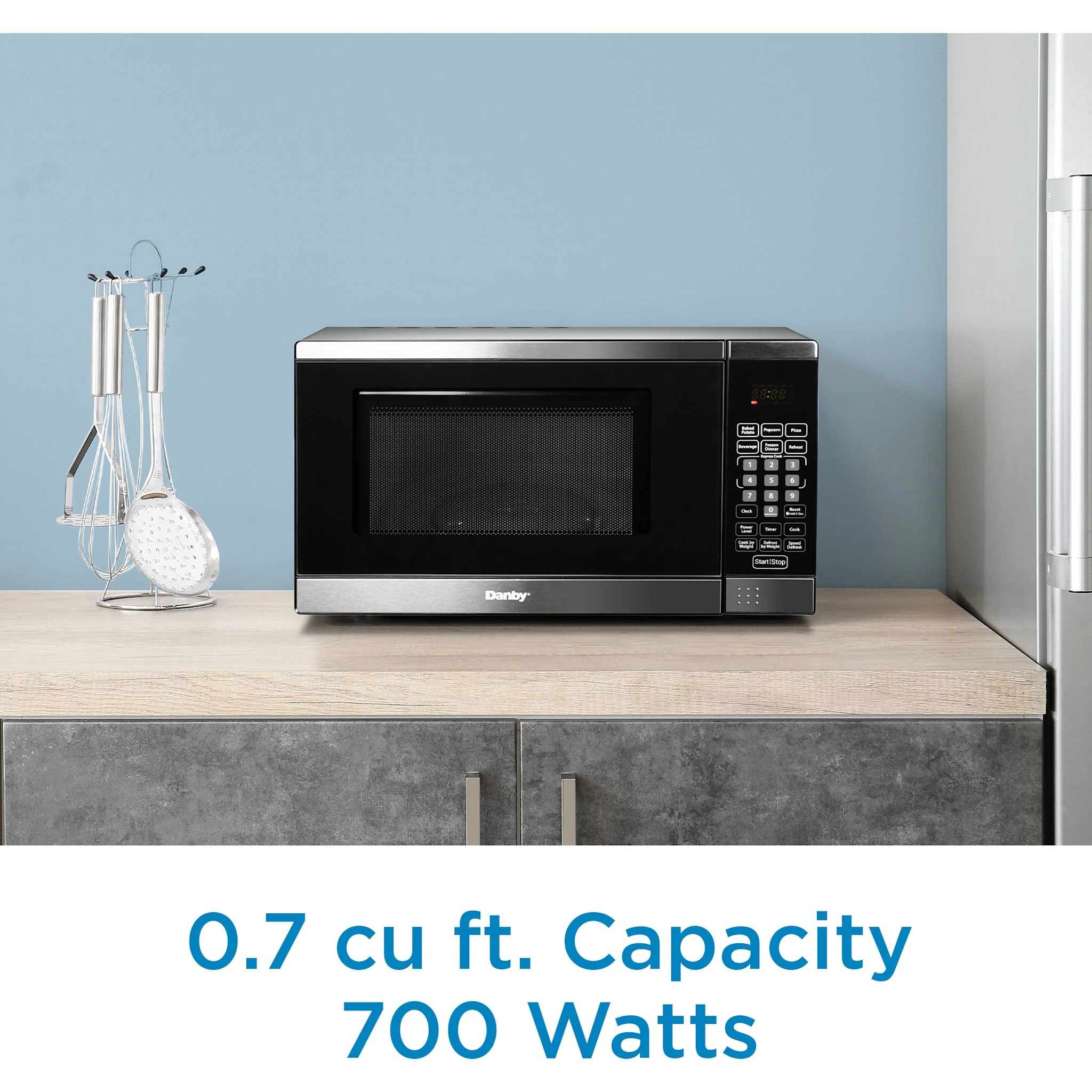 Danby Designer 0.7 cu. ft. Space Saving Under the Cupboard Microwave  -Stainless Steel (DDMW007501G1) - Image 13