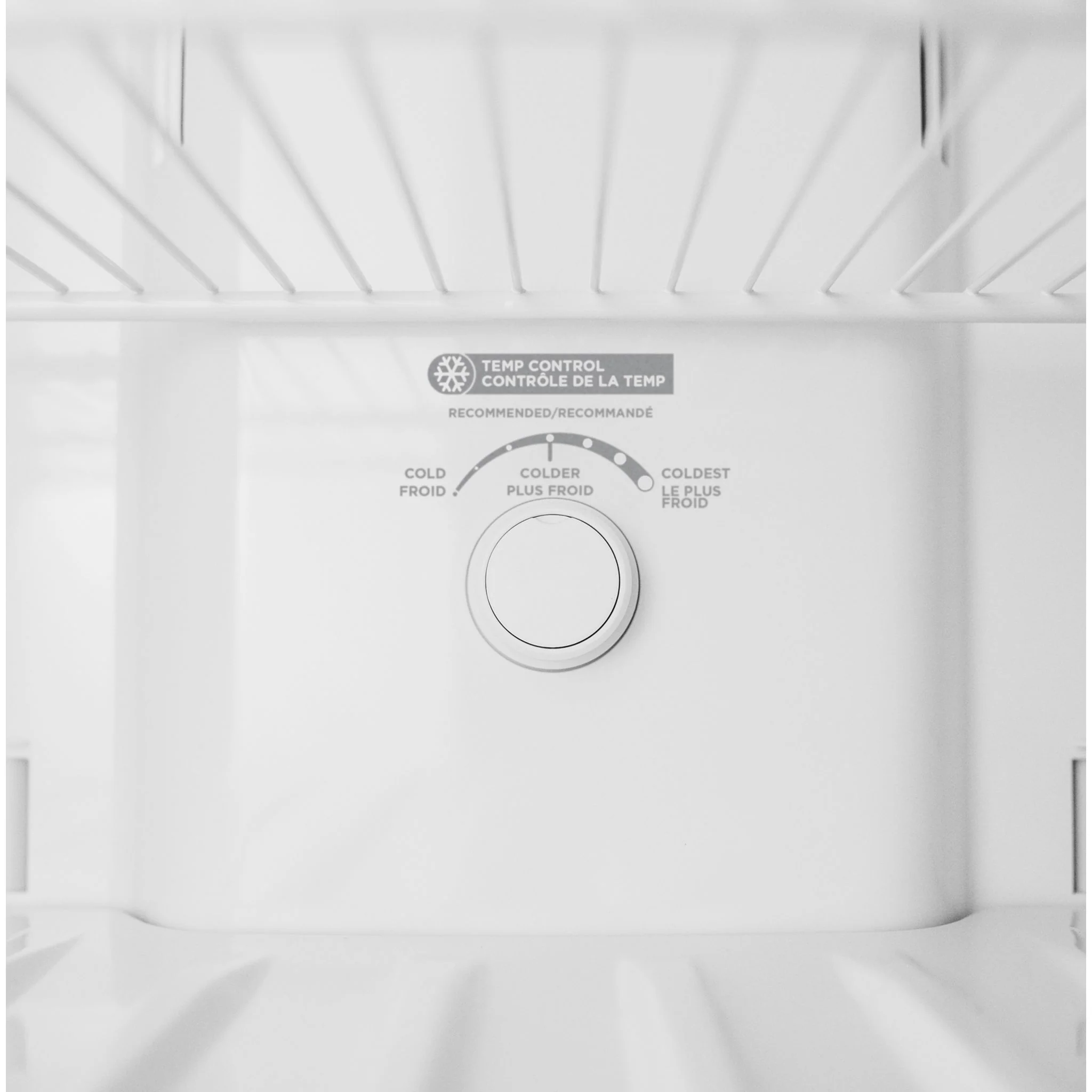 Danby 18 cu. ft. Top Mount Refrigerator  -Stainless Steel Look (DFF176B1SLDB) - Image 9