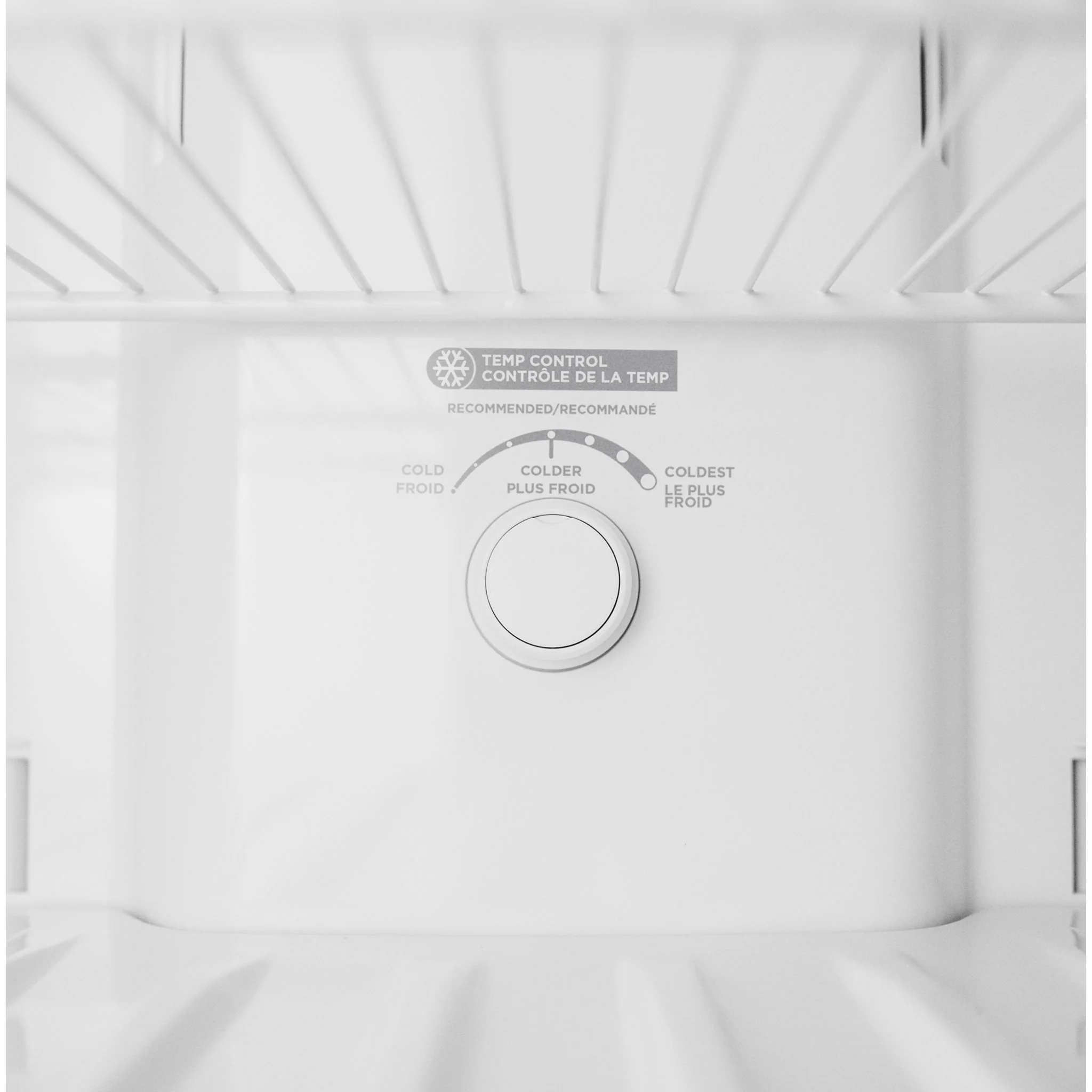 Danby 18 cu. ft. Top Mount Refrigerator  -White (DFF176B1WDB) - Image 8