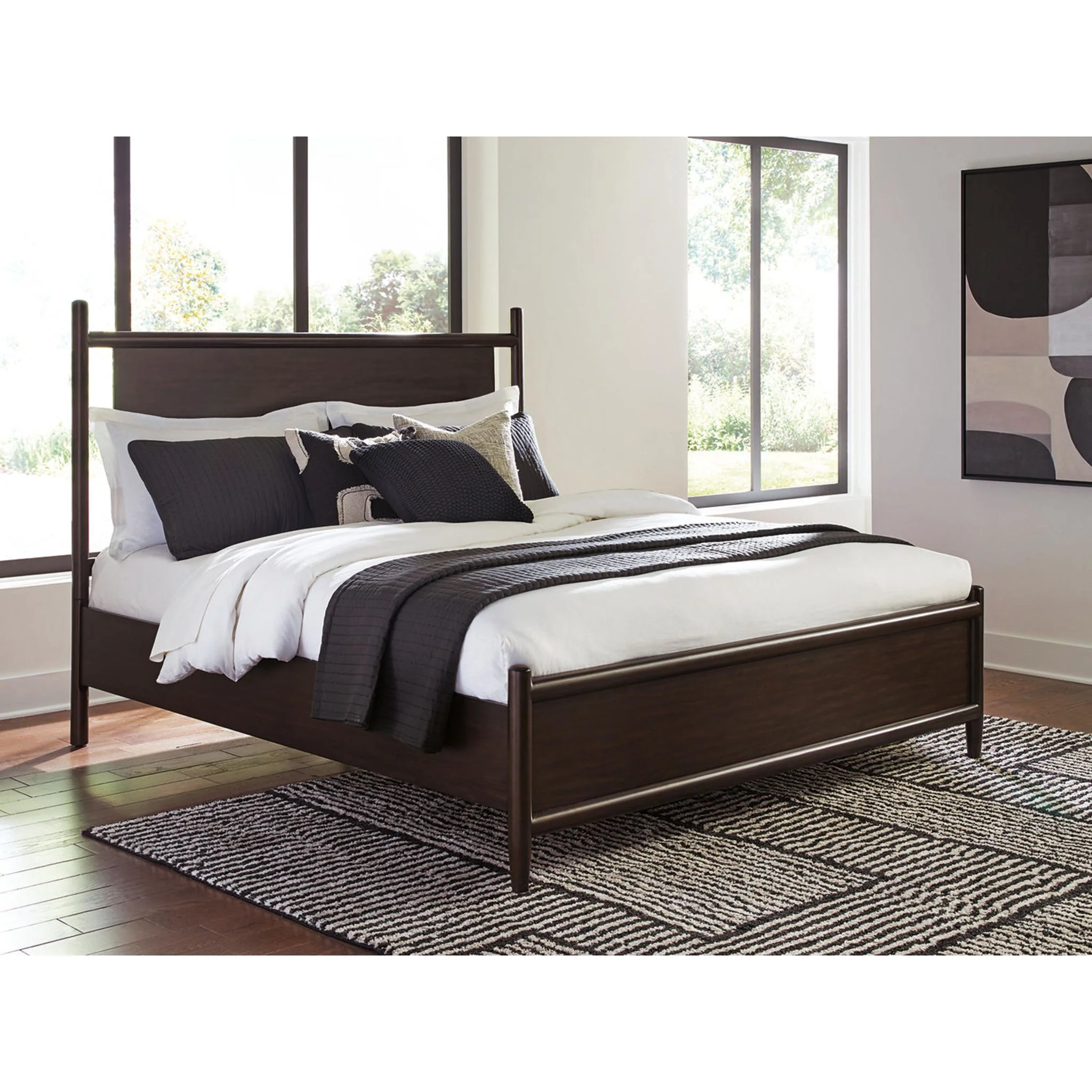 Dantenton King Panel Bed - Merlot - Image 2