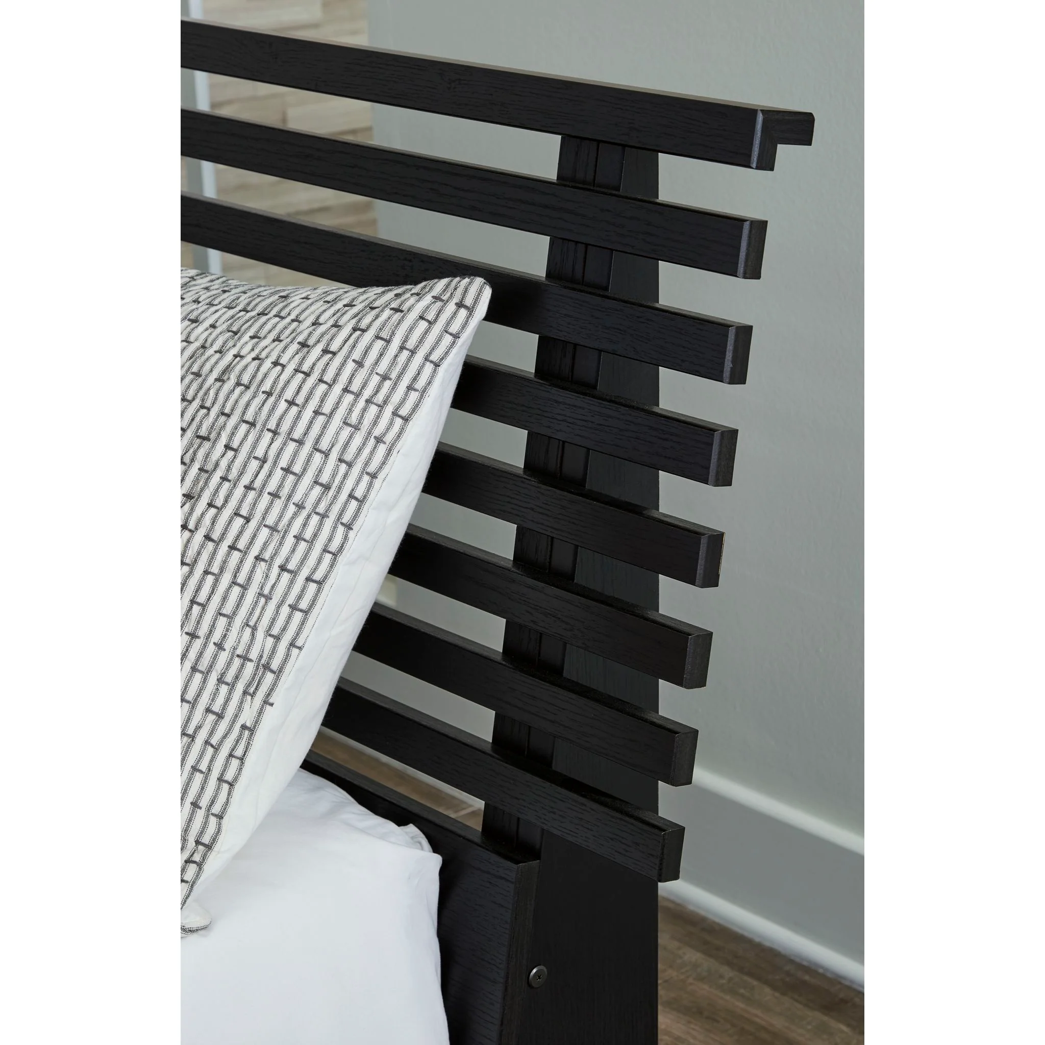 Danziar Slat Platform Bed - Black - Image 6