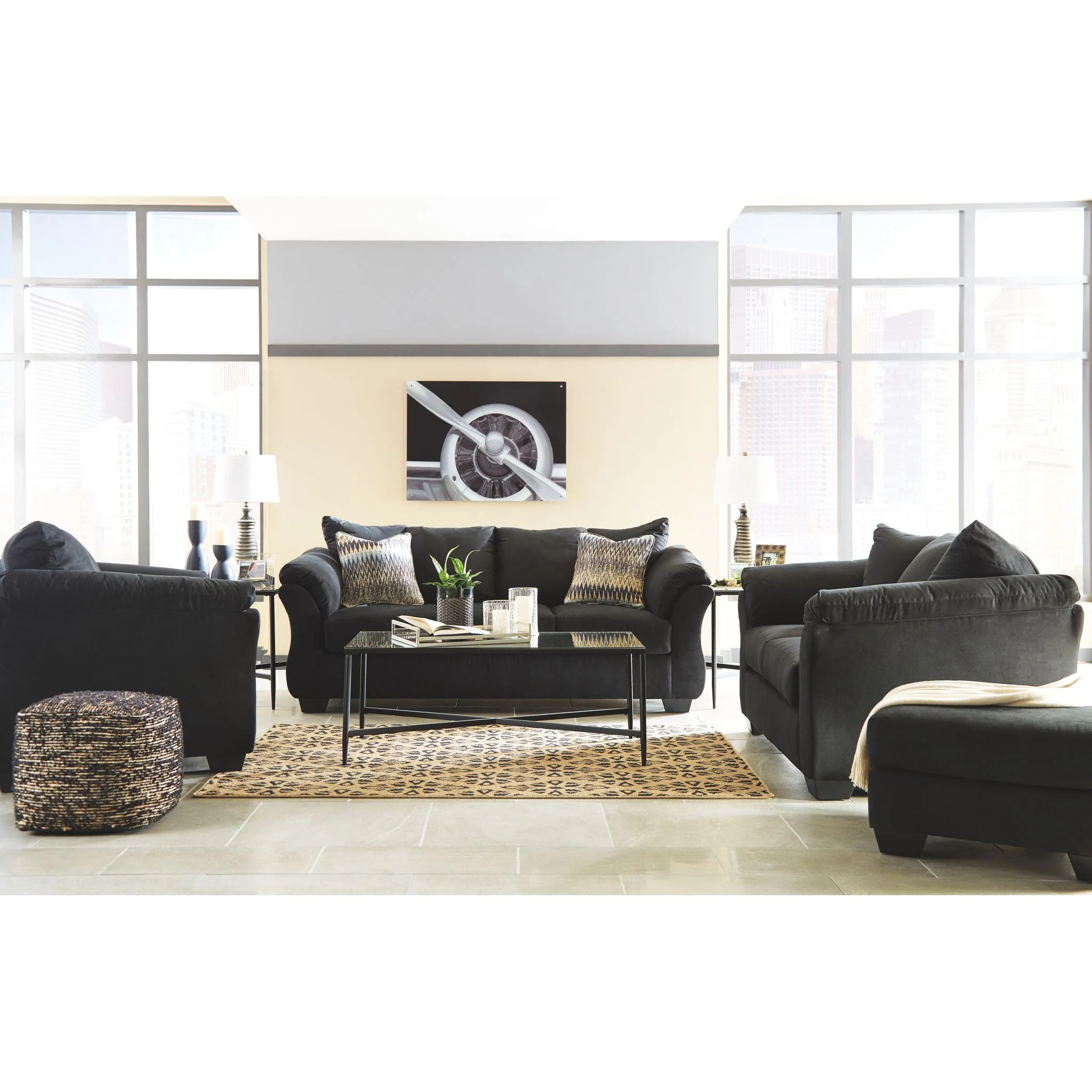 Darcy Chair - Image 4