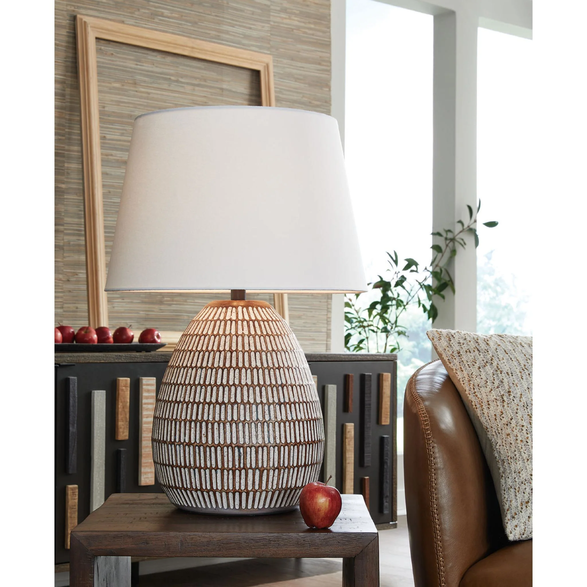 Darrich Table Lamp 28.25" - Image 2