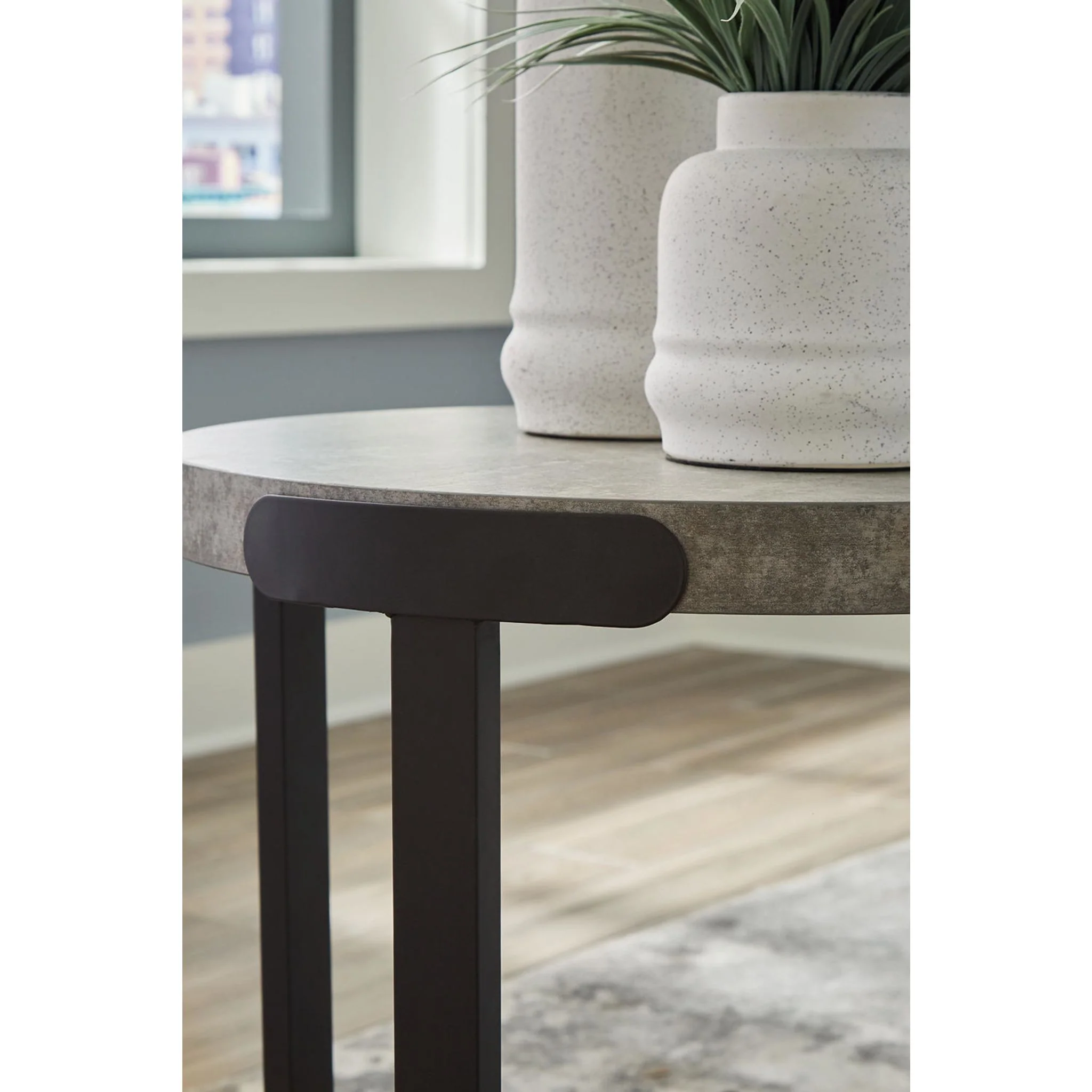 Darthurst 3 Pack Tables - Light Brown - Image 4