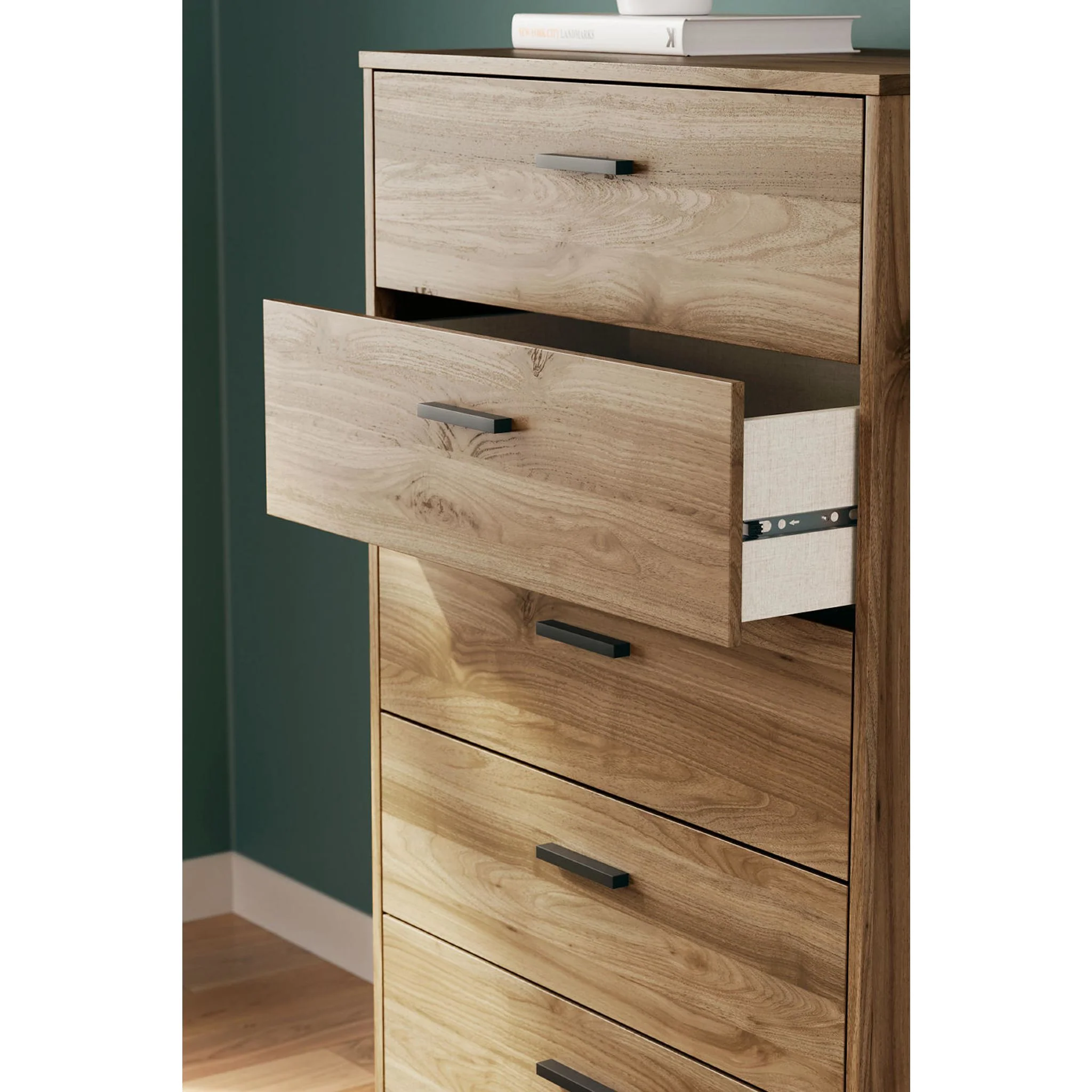 Deanlow Chest - Honey - Image 6