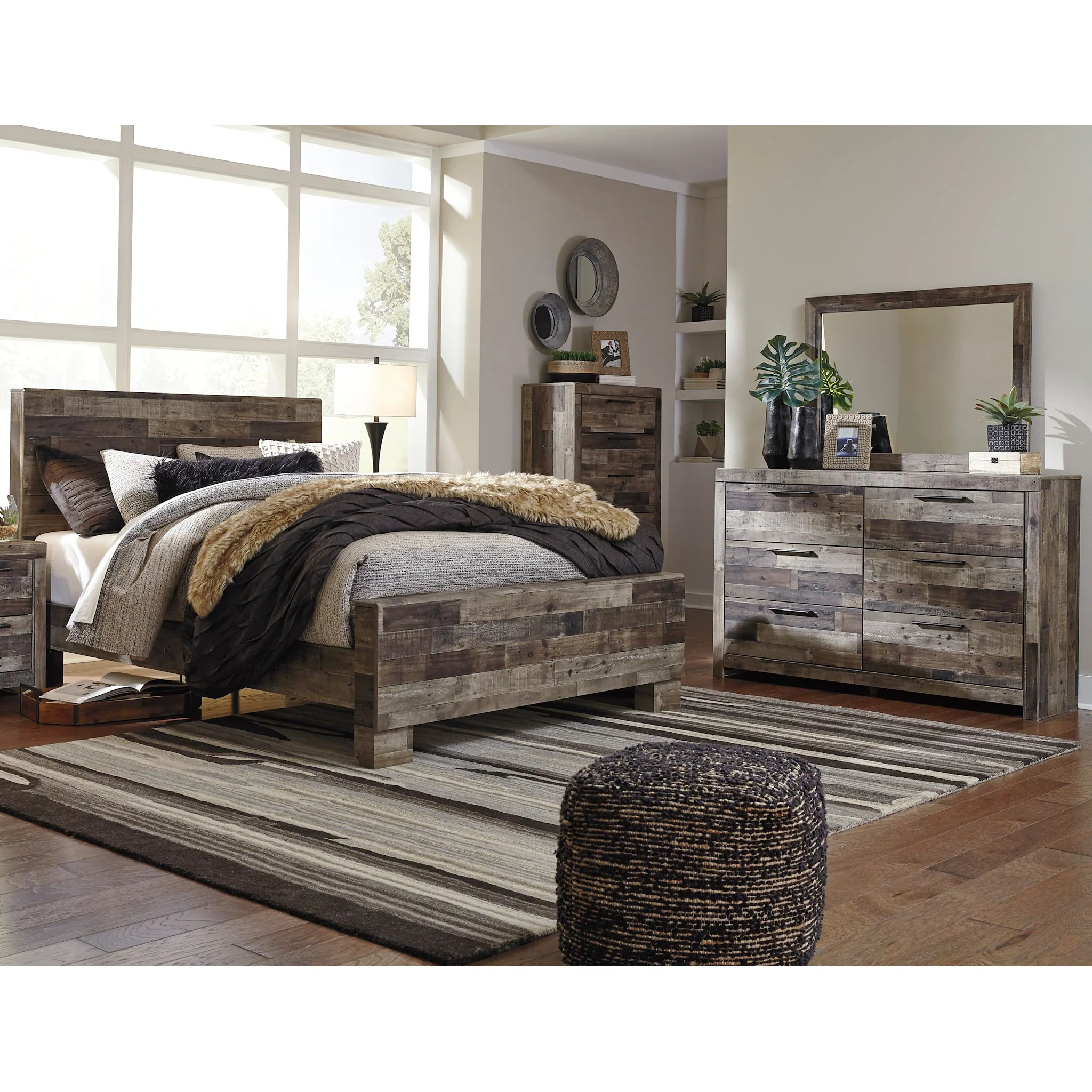 Derekson 5 Piece Queen Panel Bedroom - Multi Gray - Image 2