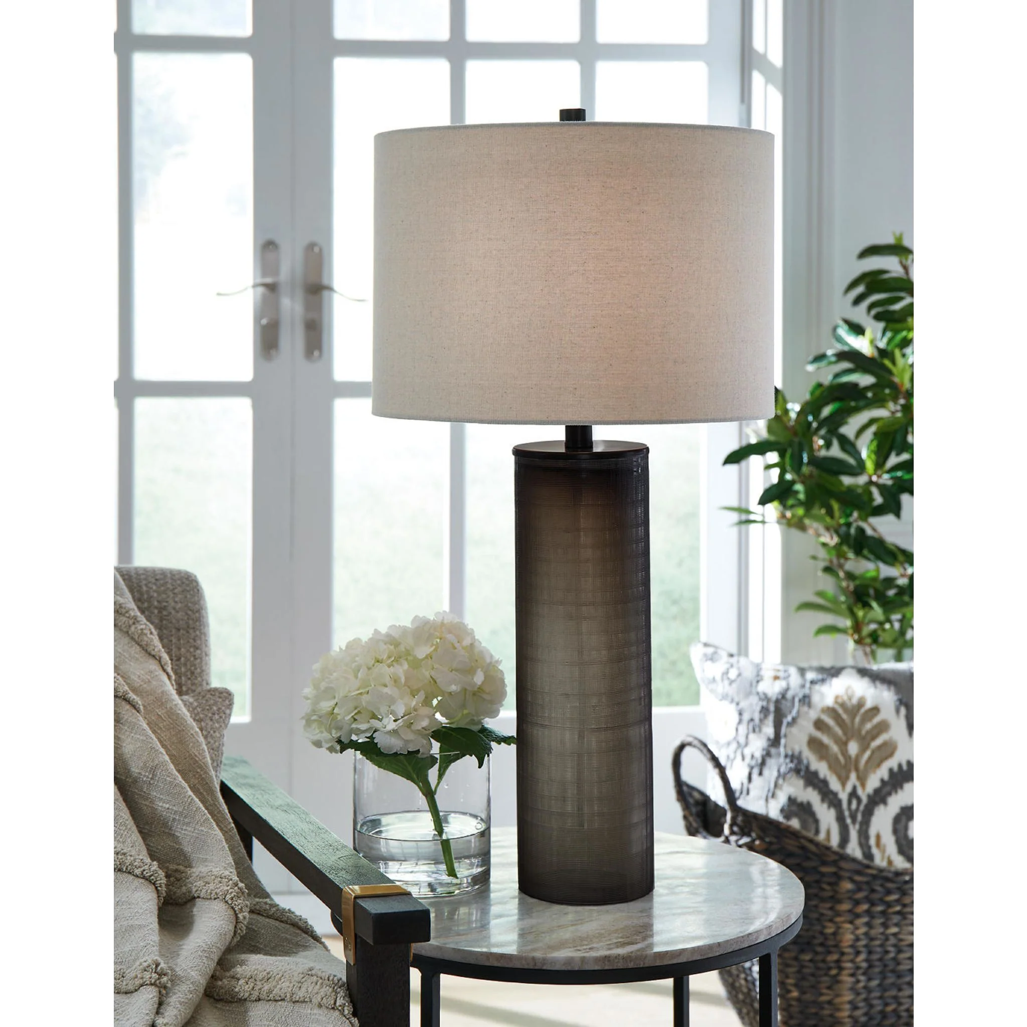 Dingerly Table Lamp 28.38" - Image 4