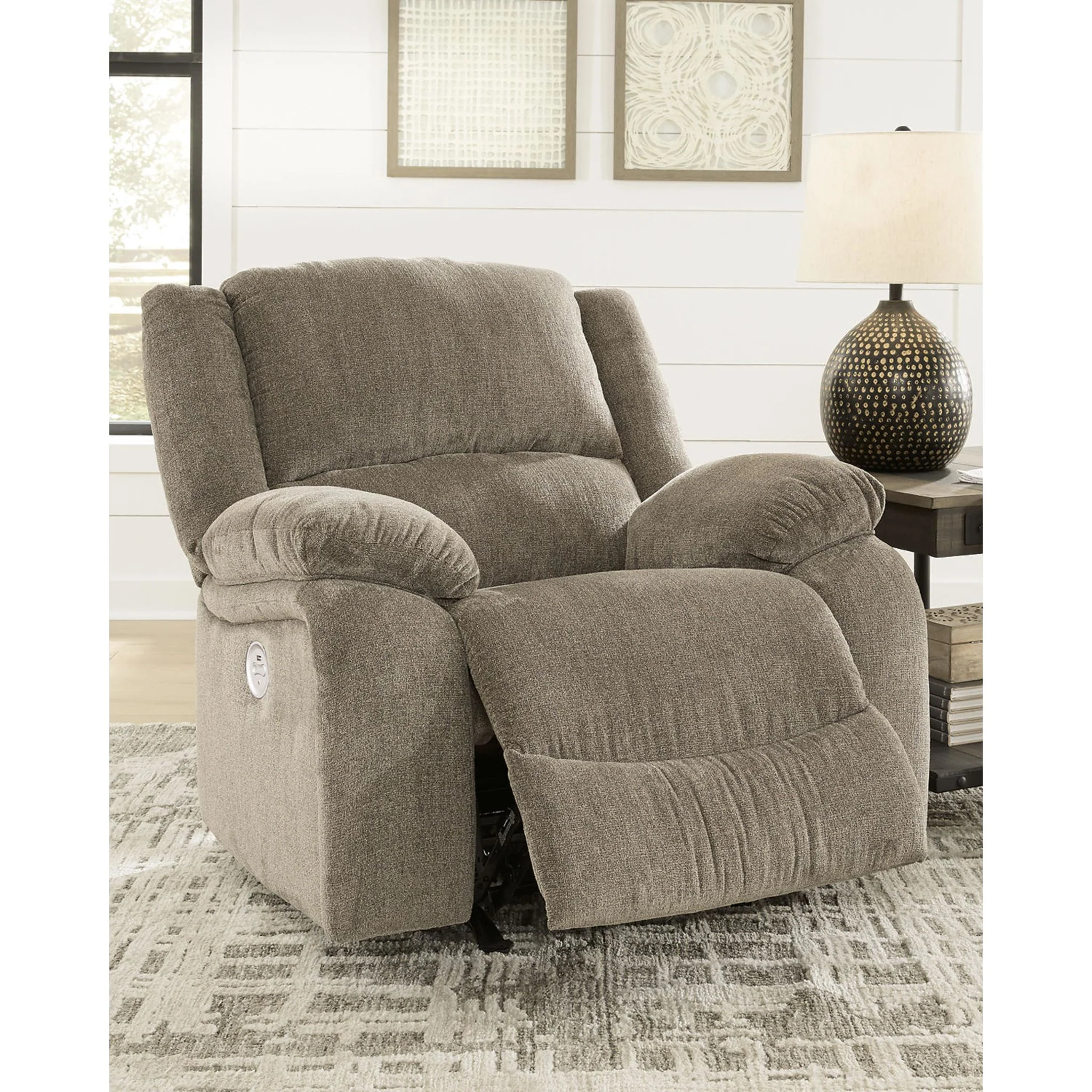 Draycoll Power Rocker Recliner - Image 8