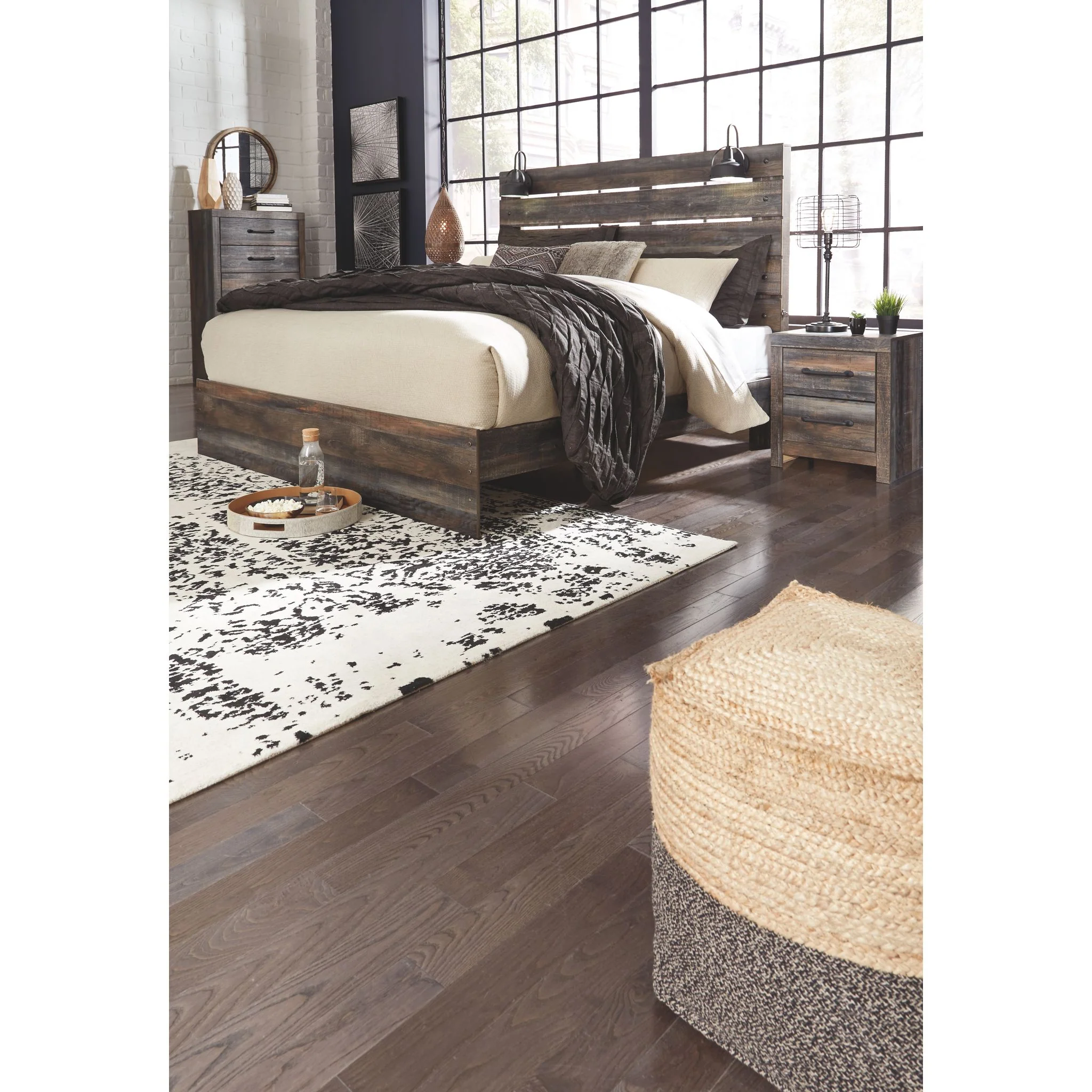 Drystan 5 Piece King Panel Bedroom - Multi - Image 2