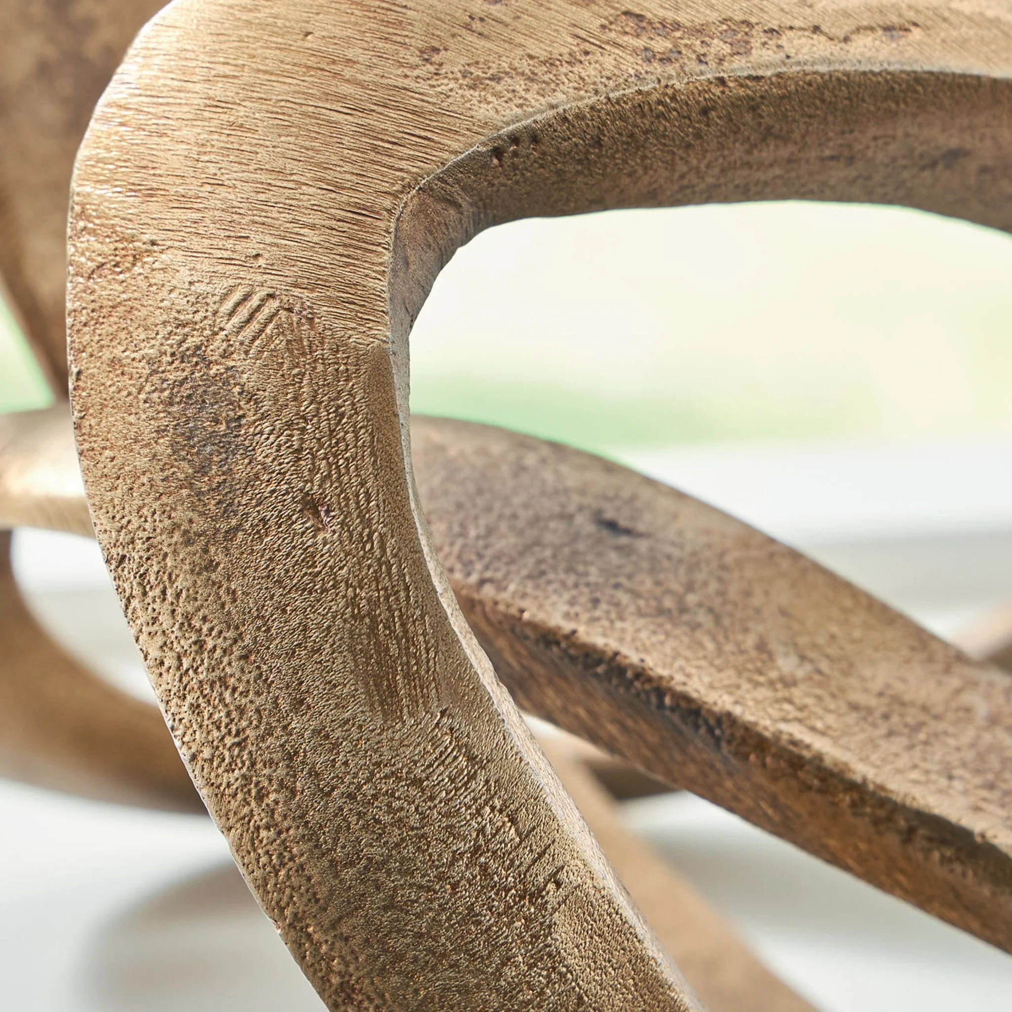 Dunnruck Sculpture - Image 4