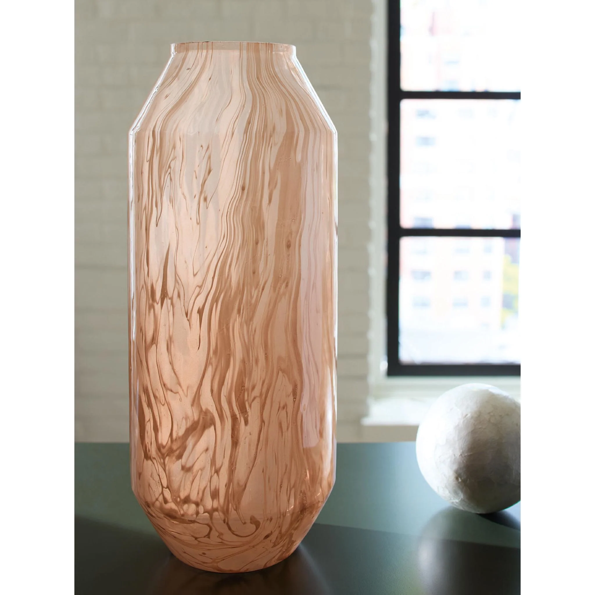 Dushby Vase - Image 2